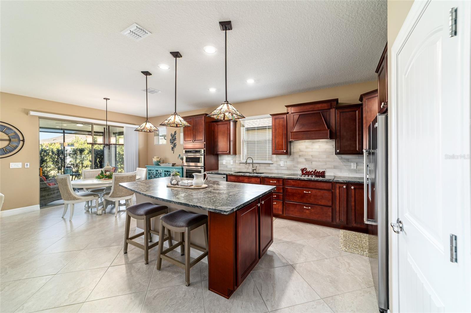 STONE CREEK - Residential