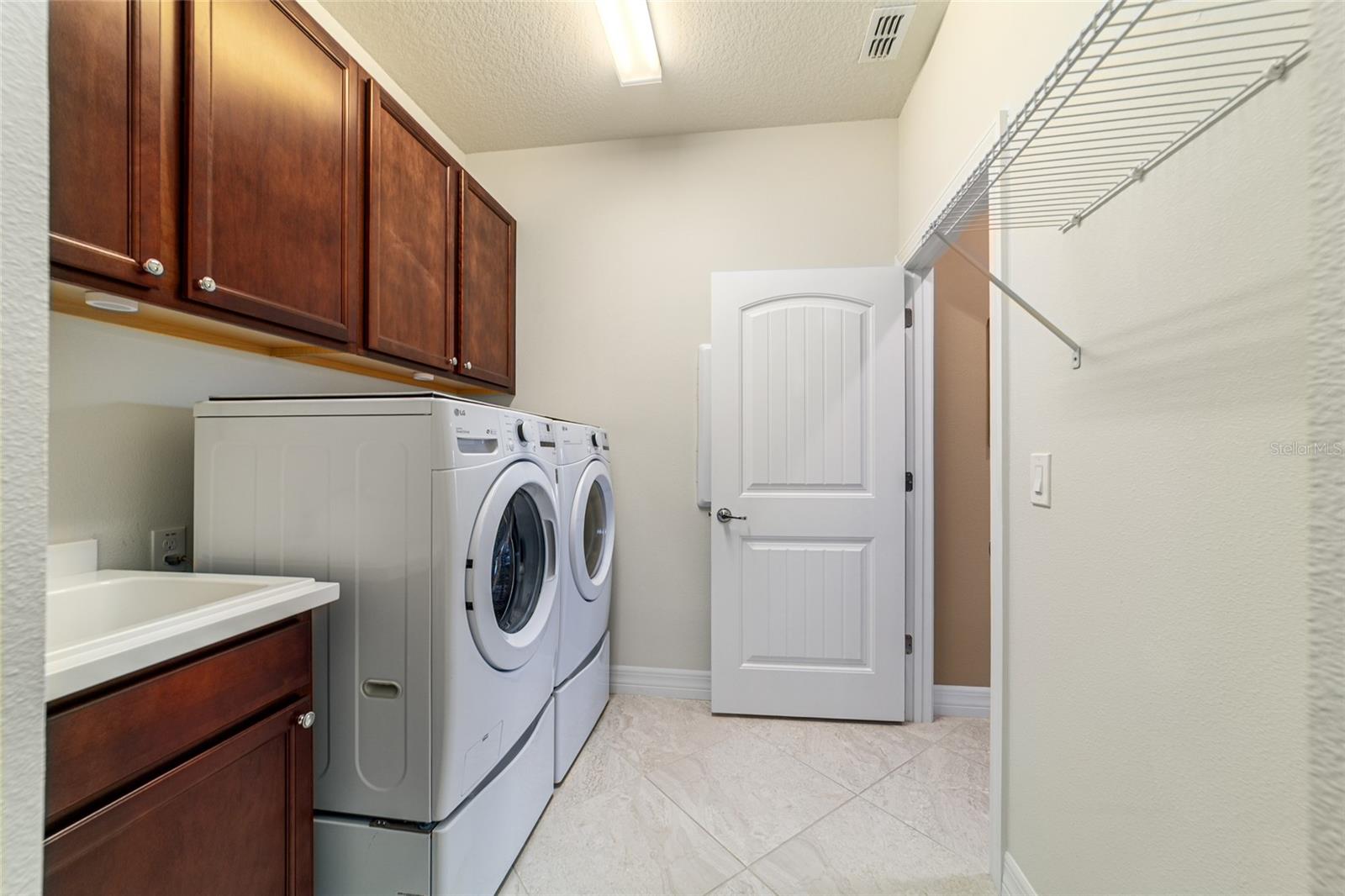 STONE CREEK - Residential