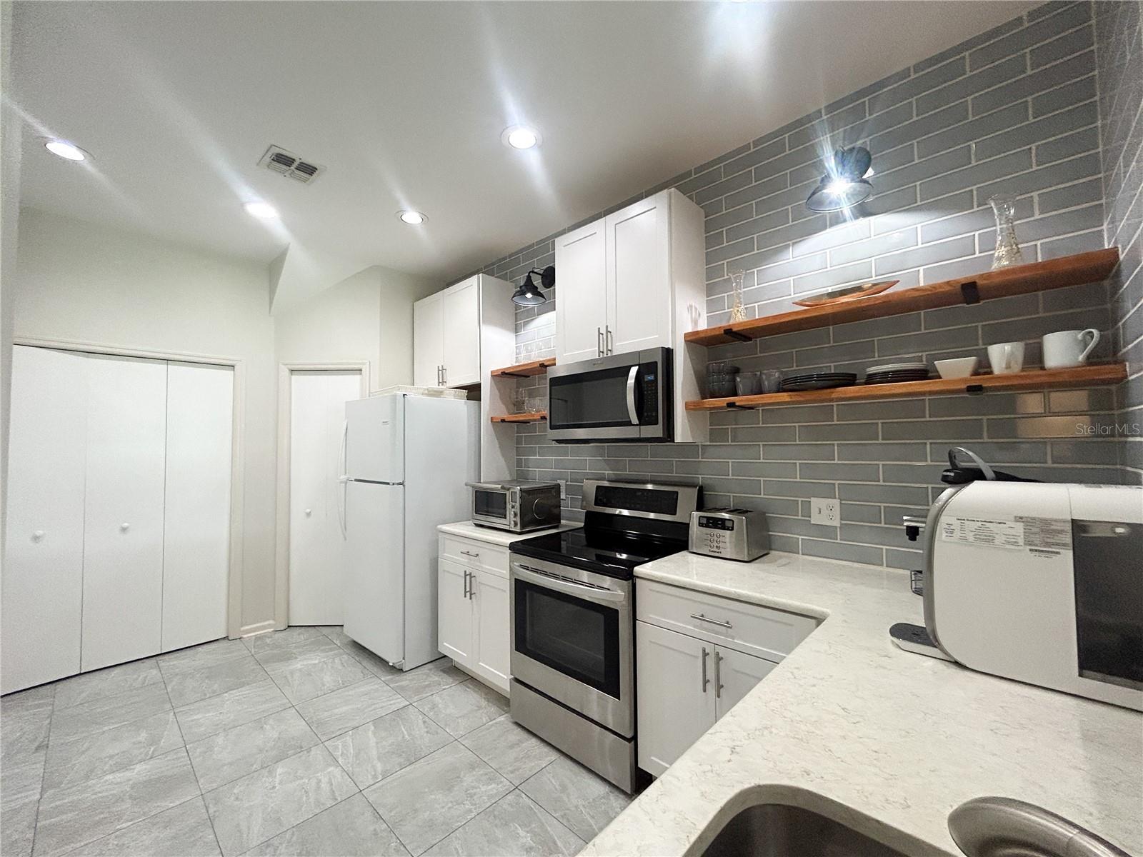 443 ENCLAVE PLACE 0