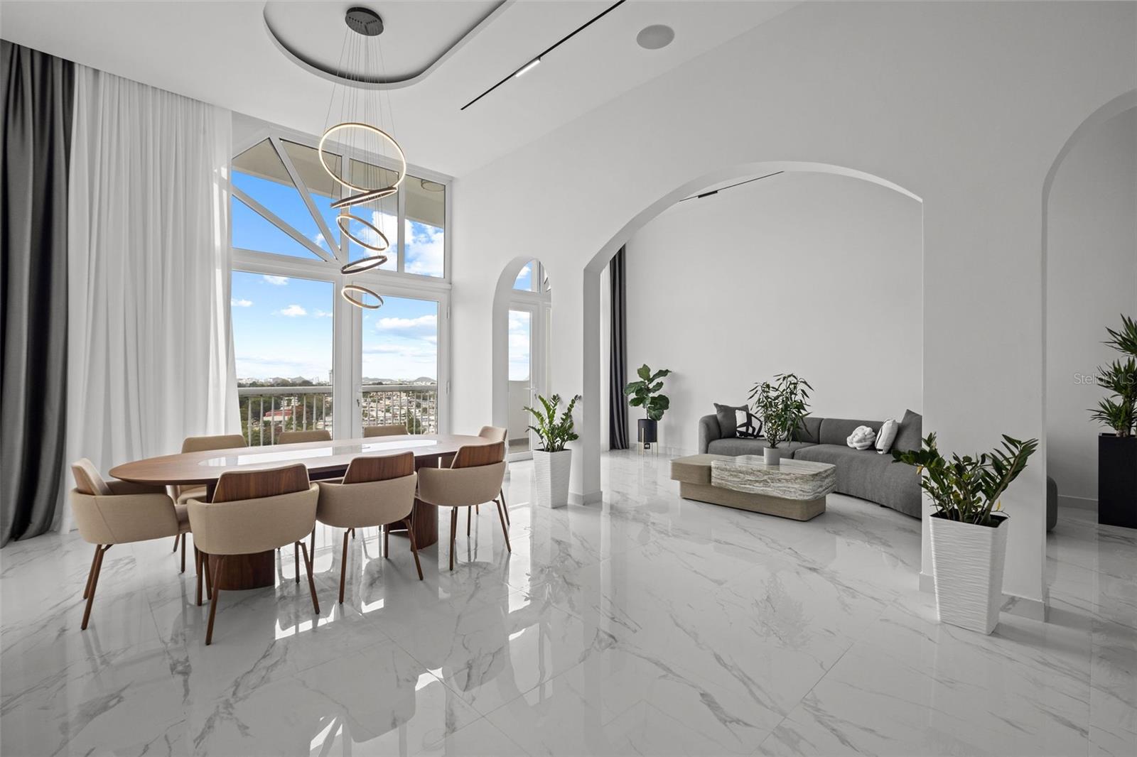 CONDOMINIO MONT BLANC - Residential Lease