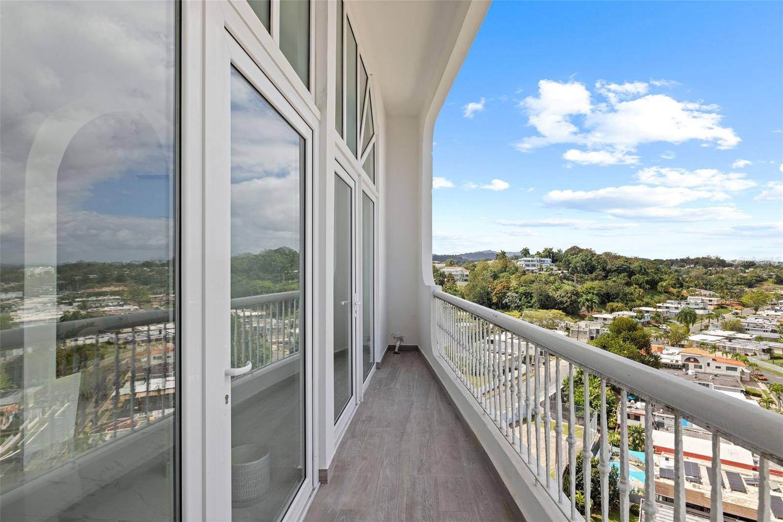 CONDOMINIO MONT BLANC - Residential Lease