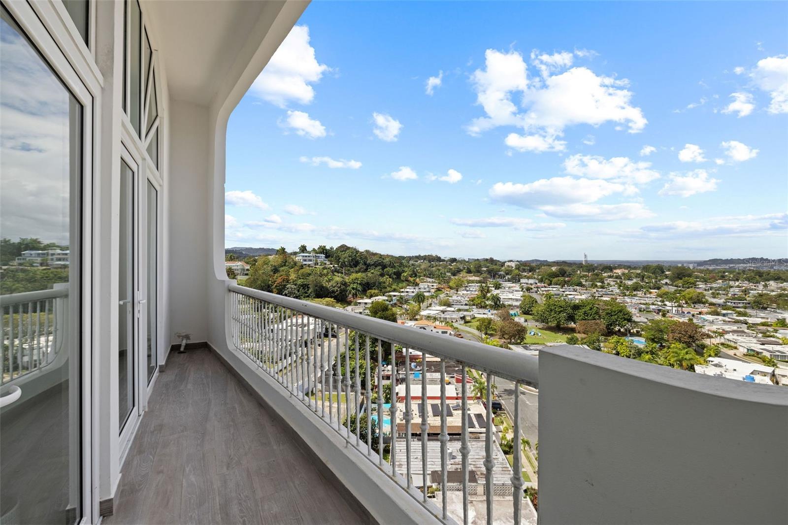 CONDOMINIO MONT BLANC - Residential Lease