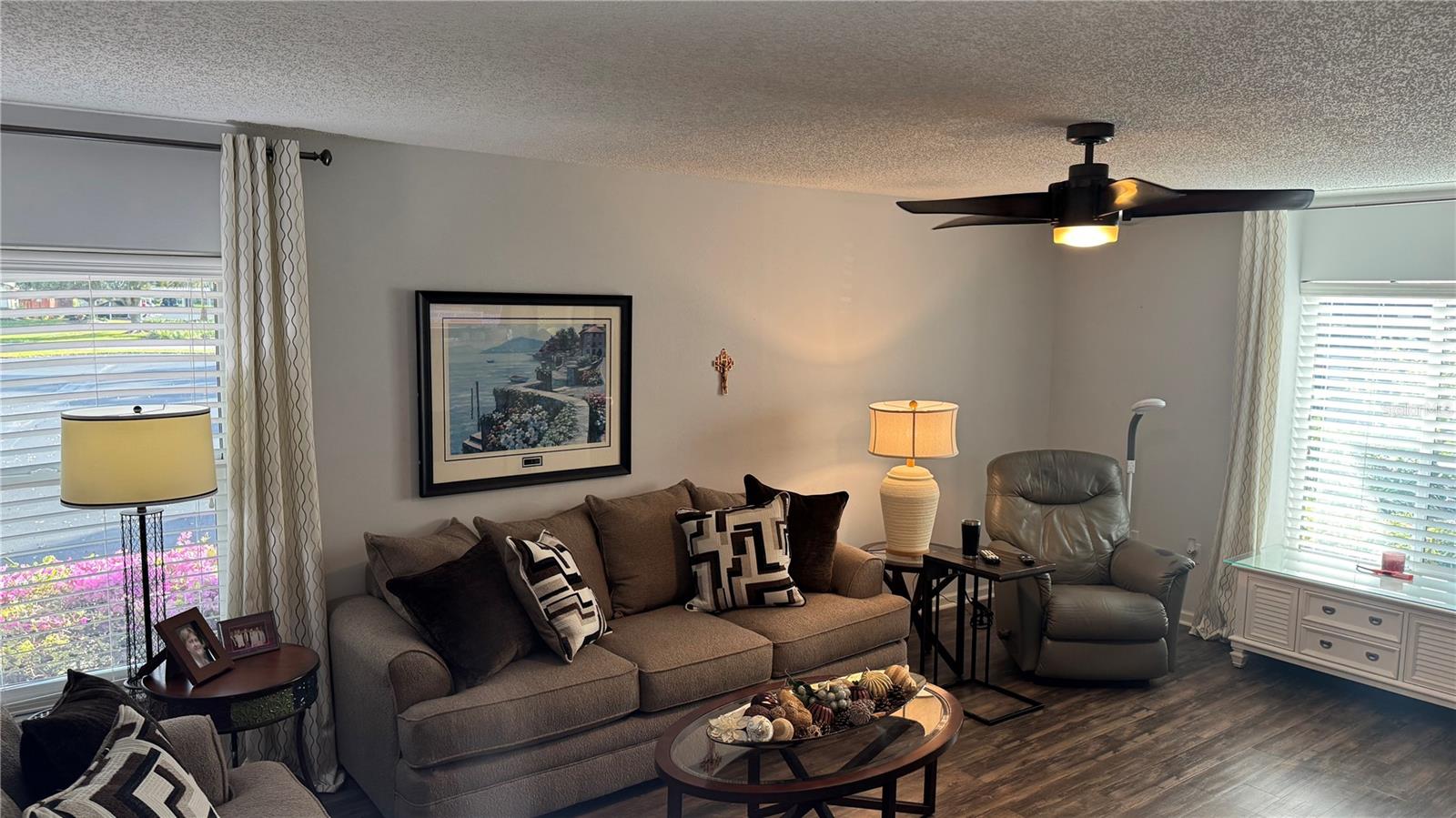 COUNTRY VILLAGE SEC 9 - Residential