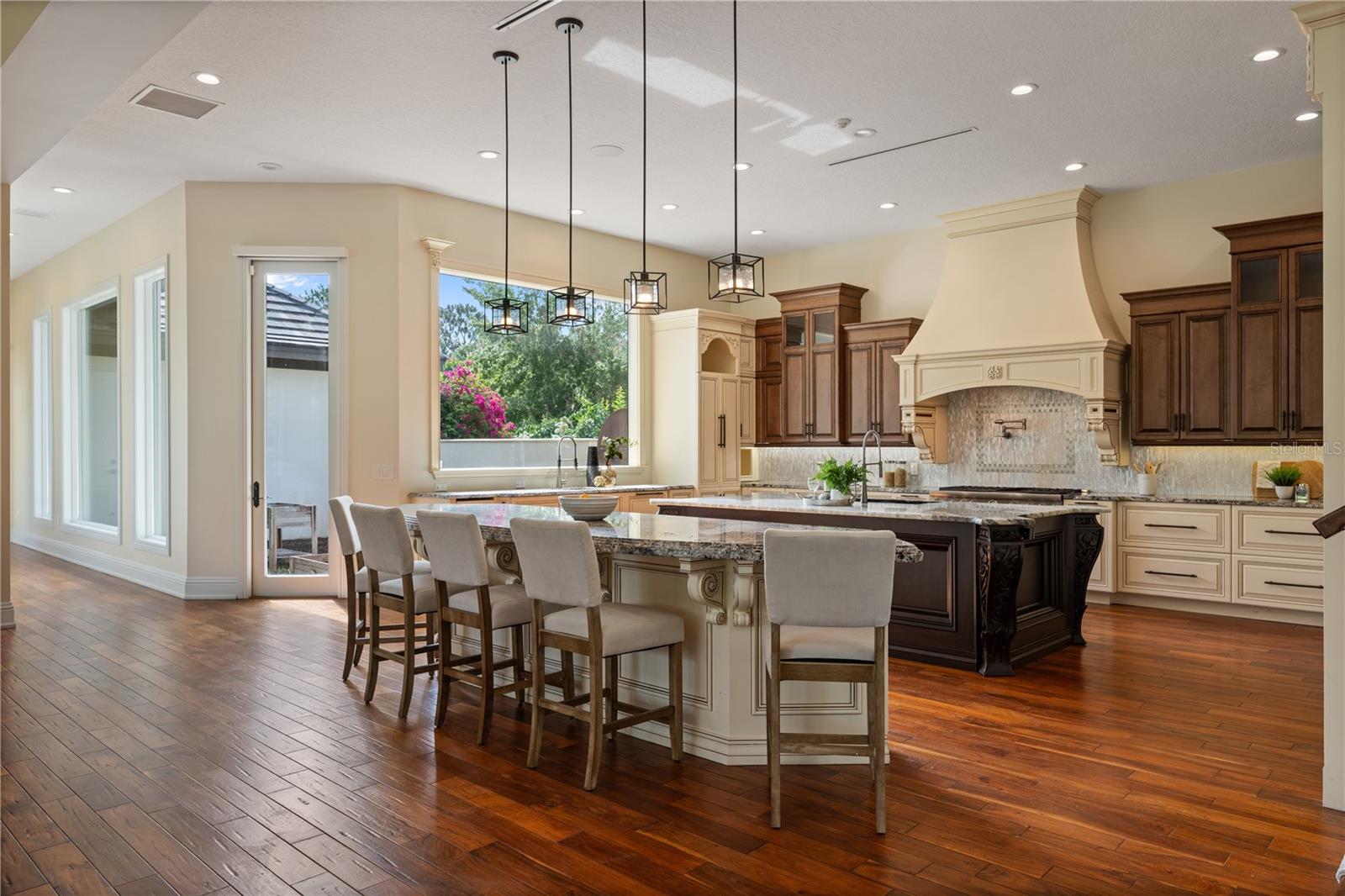 CHAINE DE LAC - Residential