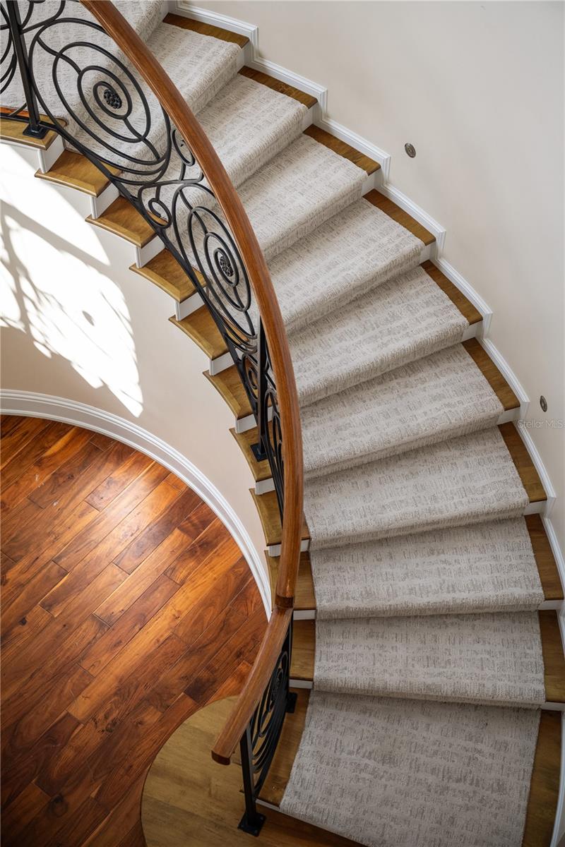 CHAINE DE LAC - Residential