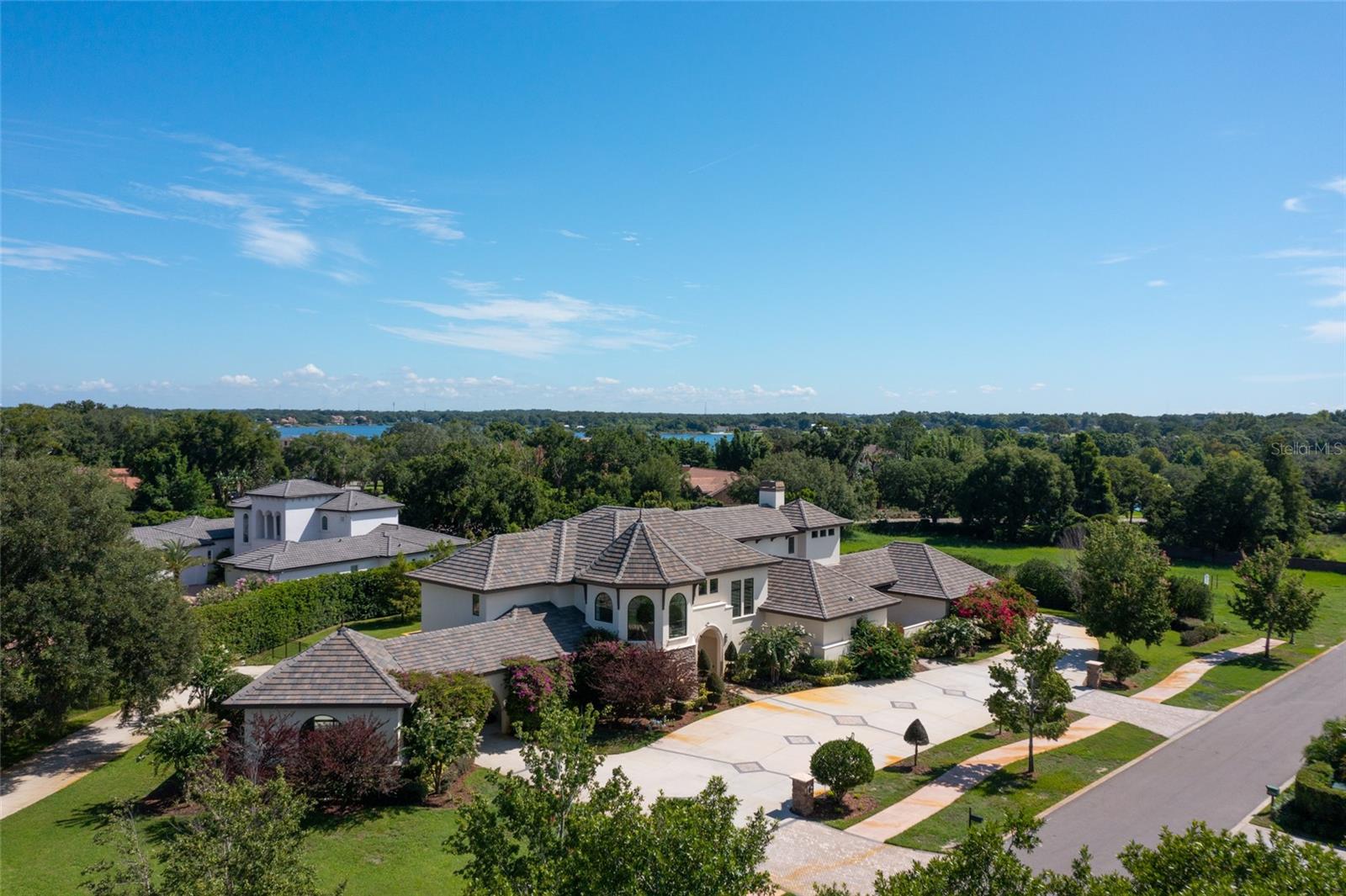 CHAINE DE LAC - Residential