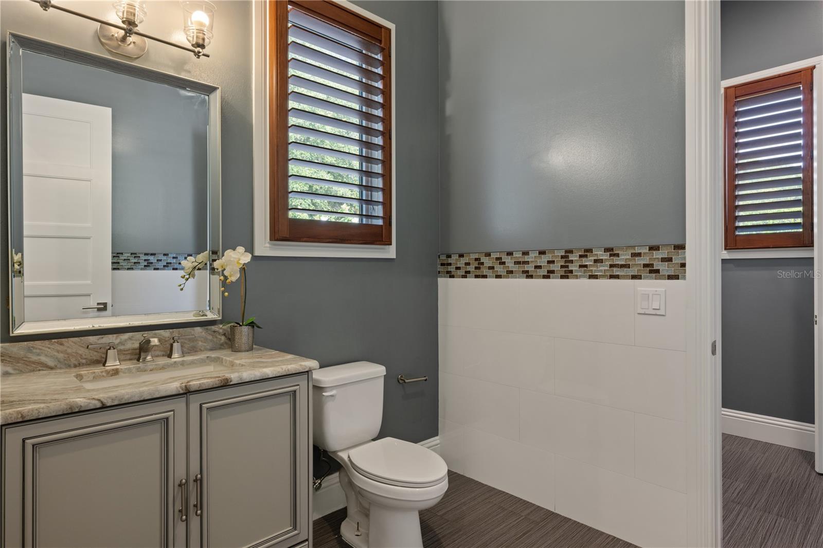 CHAINE DE LAC - Residential