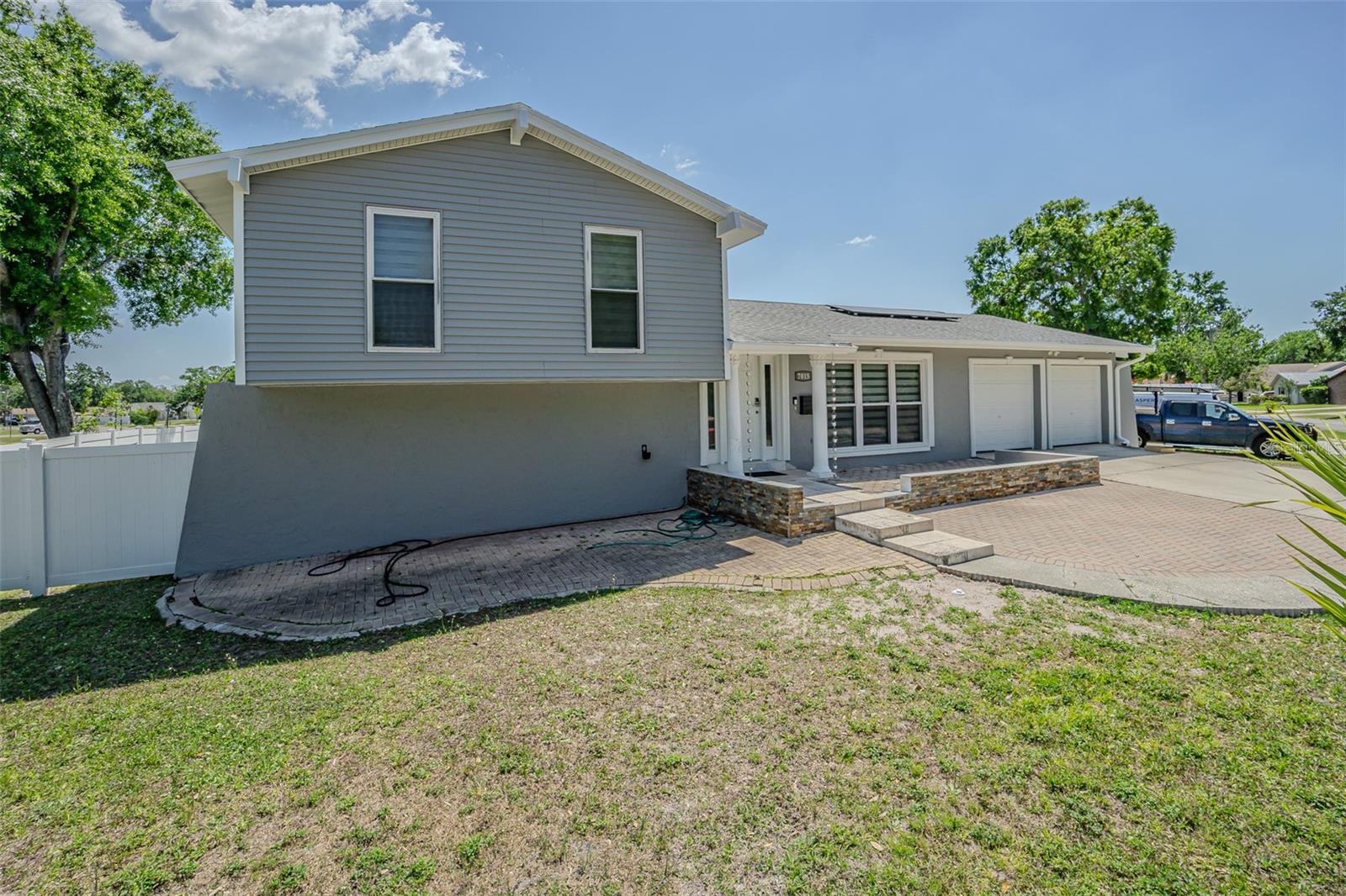 7015 COBBLEWOOD COURT
