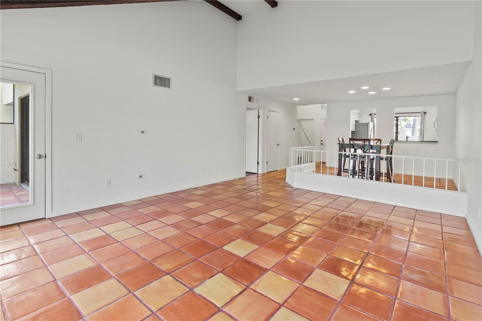 MEADOWLAKE I - Residential