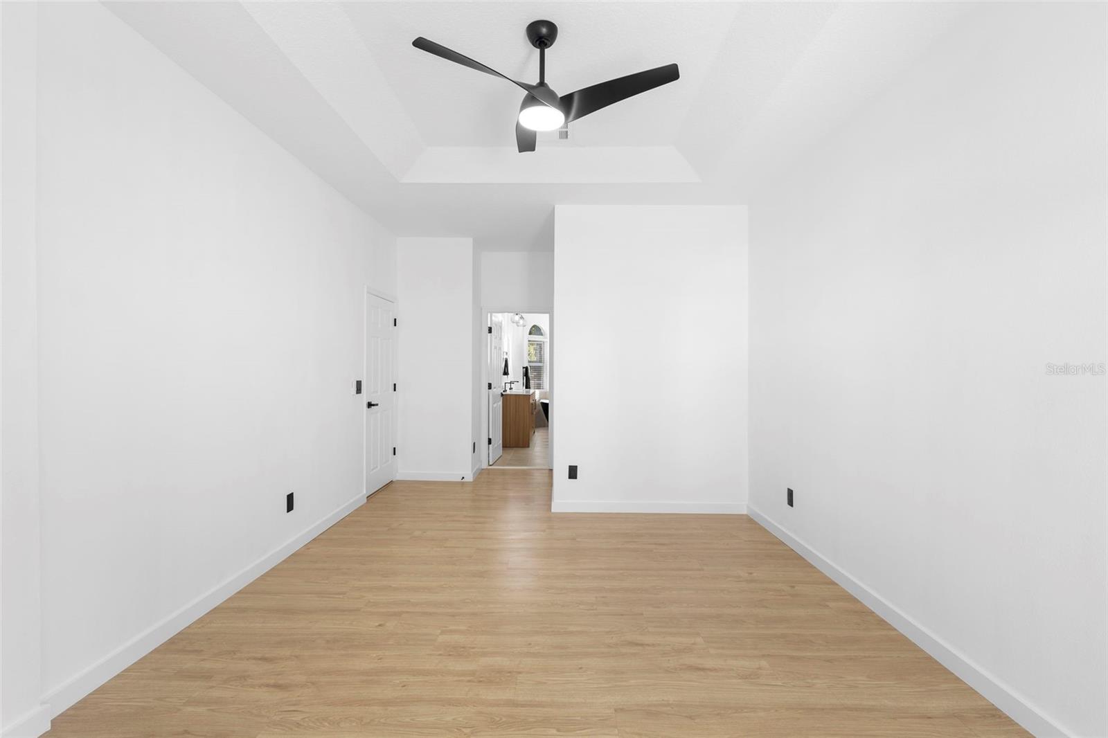 CAMELOT AT MARINERS VILLAGE - Residential