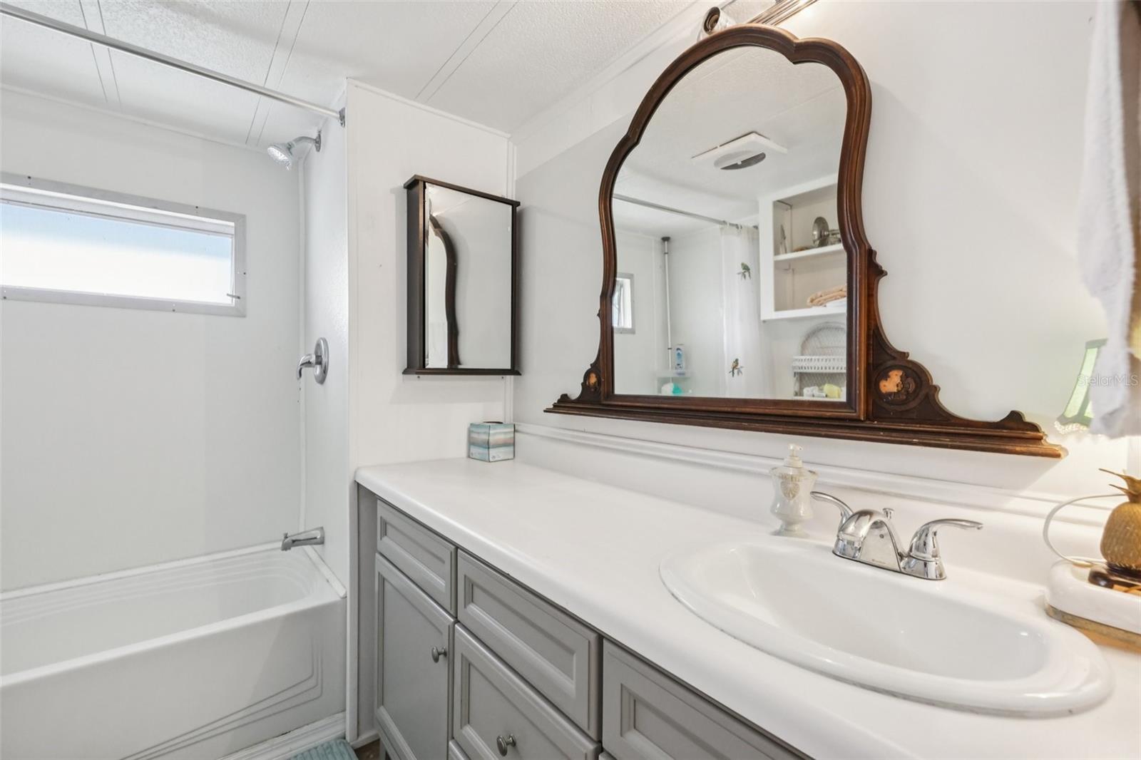 TAVARES LAKE FRANCES ESTATES - Residential