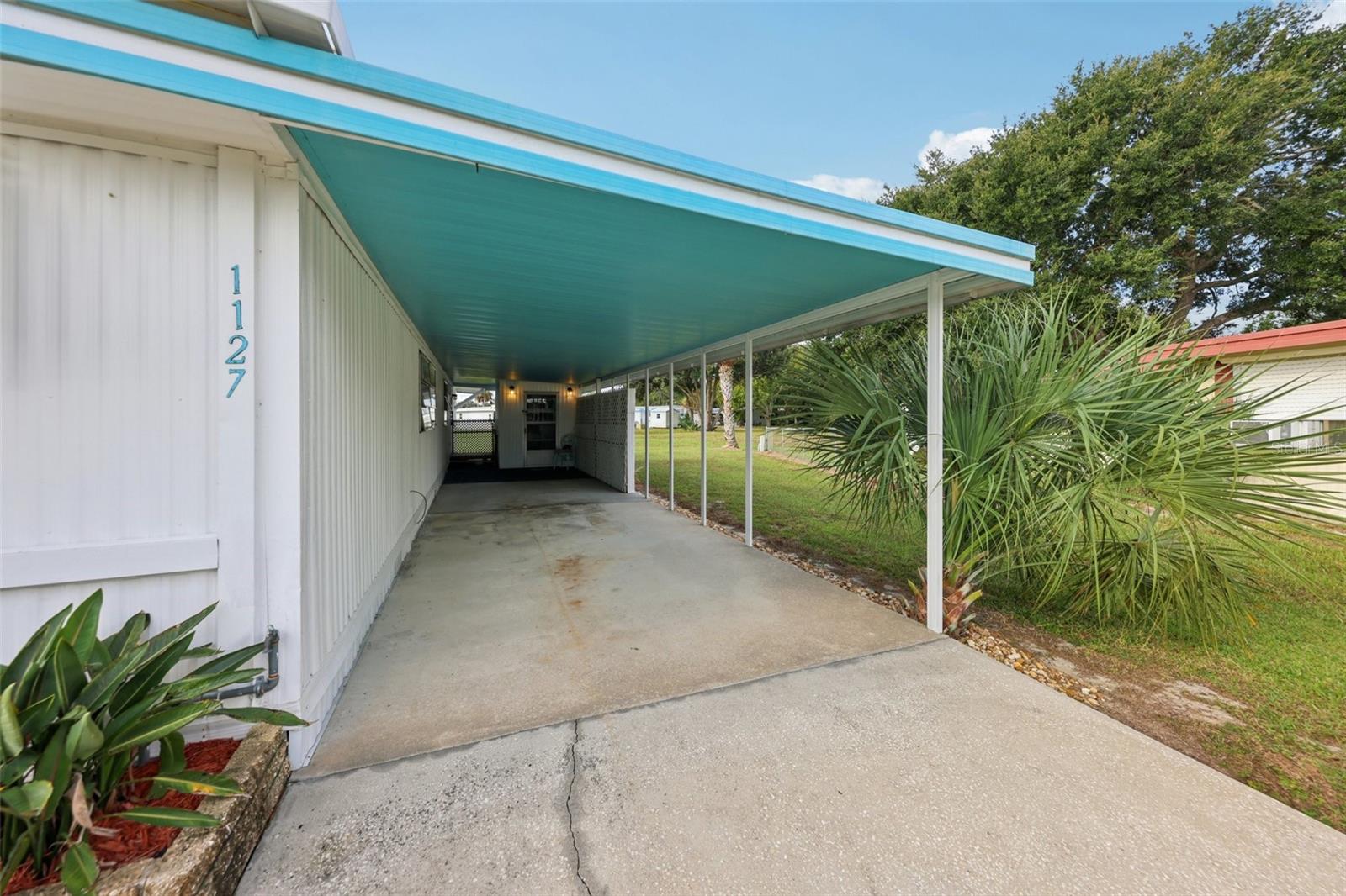 TAVARES LAKE FRANCES ESTATES - Residential