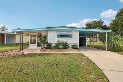 Photo of 1127 Belmont Circle, Tavares, FL 32778 (MLS # G5102731)