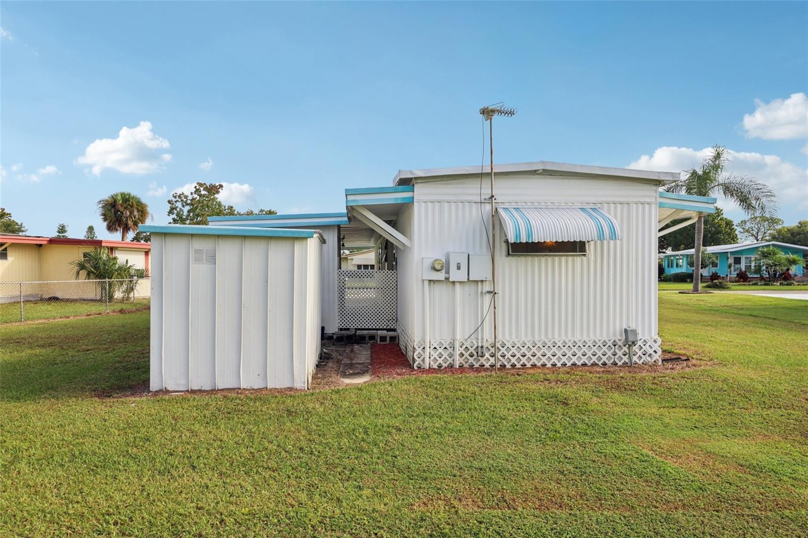 TAVARES LAKE FRANCES ESTATES - Residential
