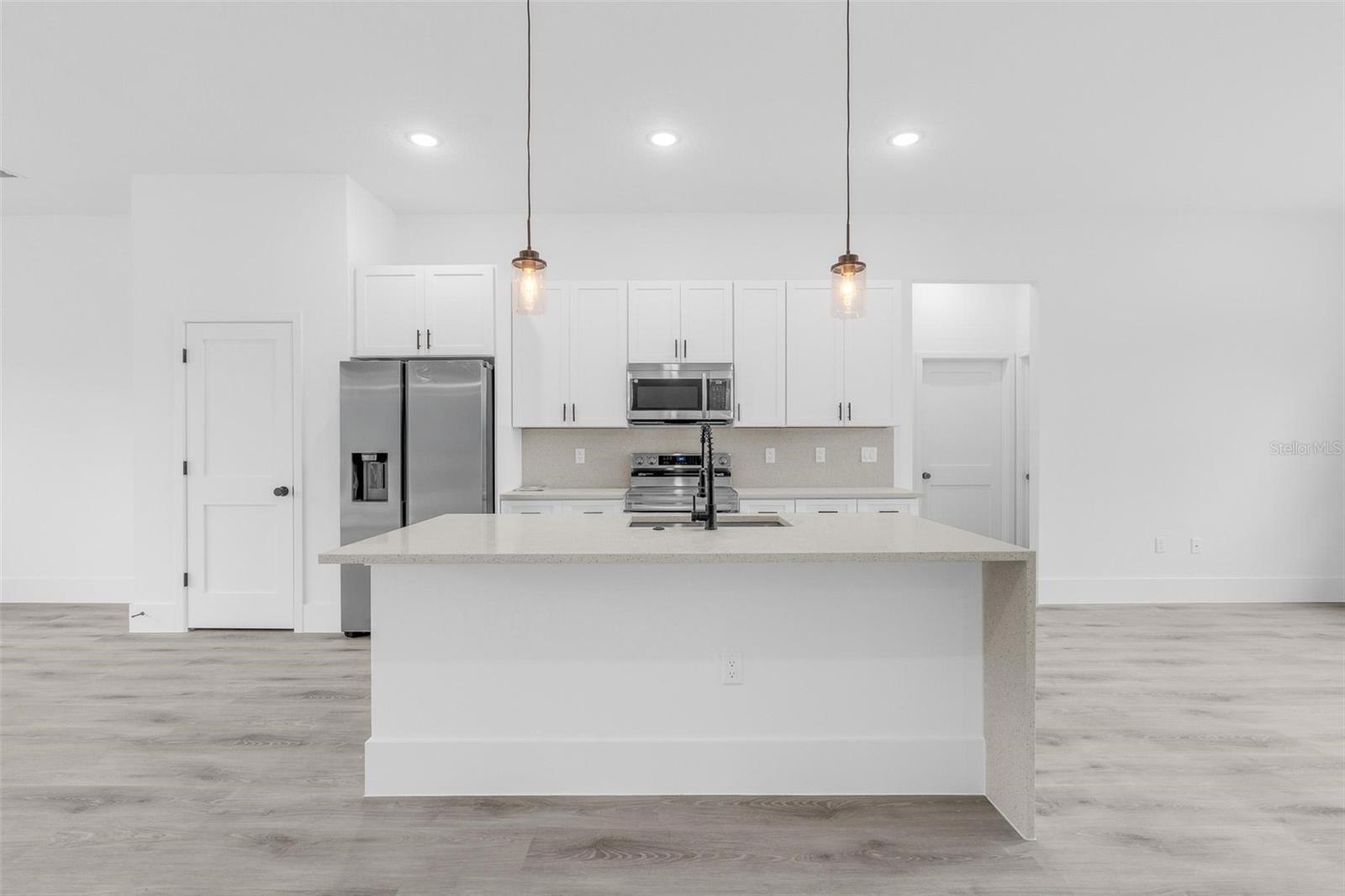 MARION OAKS UN 01 - Residential