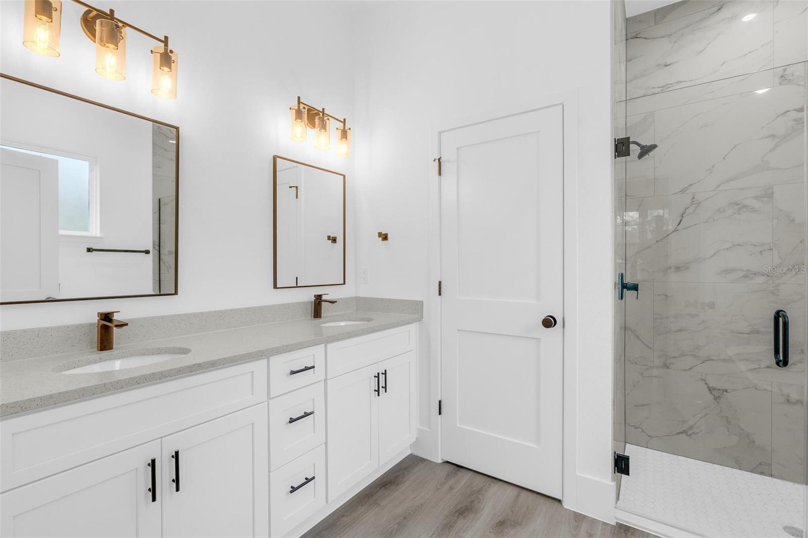 MARION OAKS UN 01 - Residential