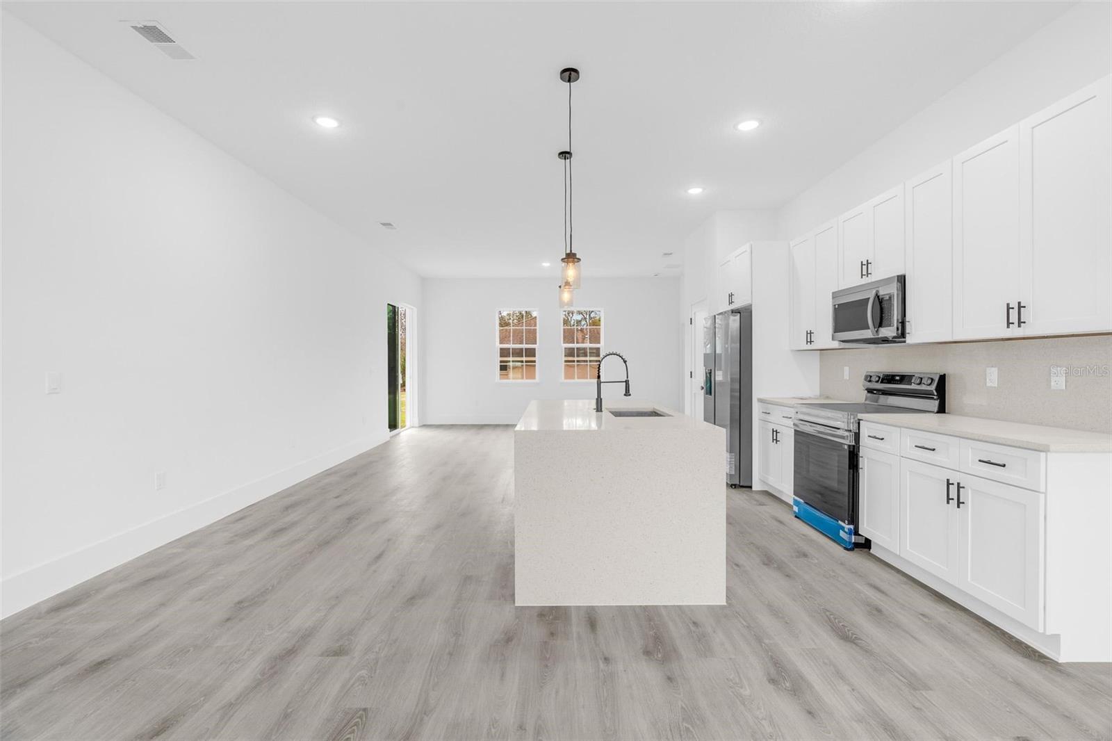 MARION OAKS UN 01 - Residential