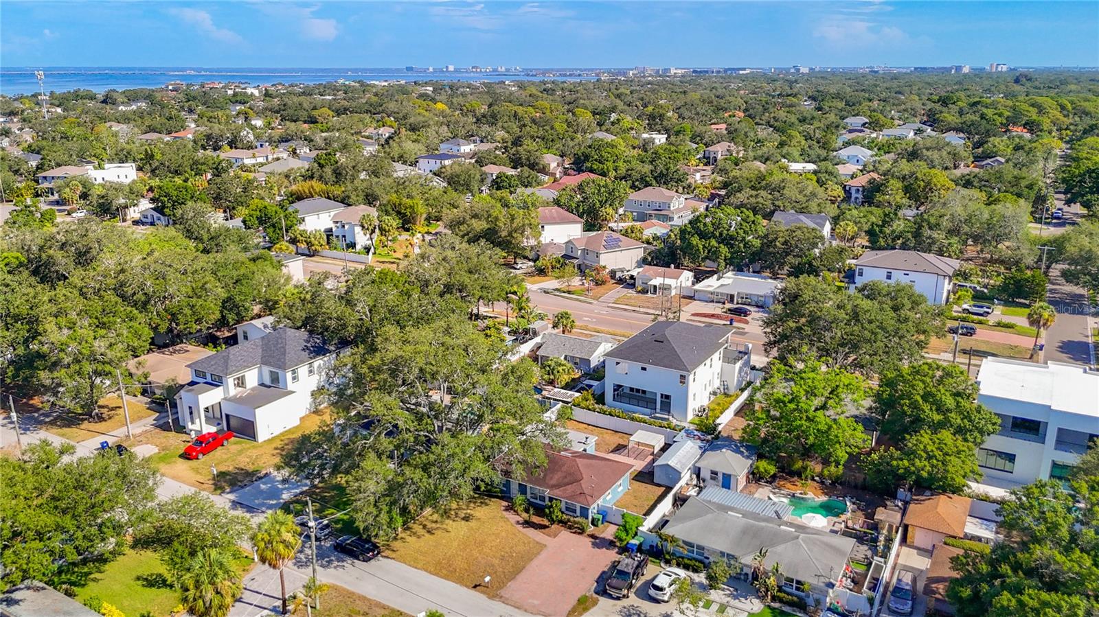 4431 W BAY VILLA AVENUE