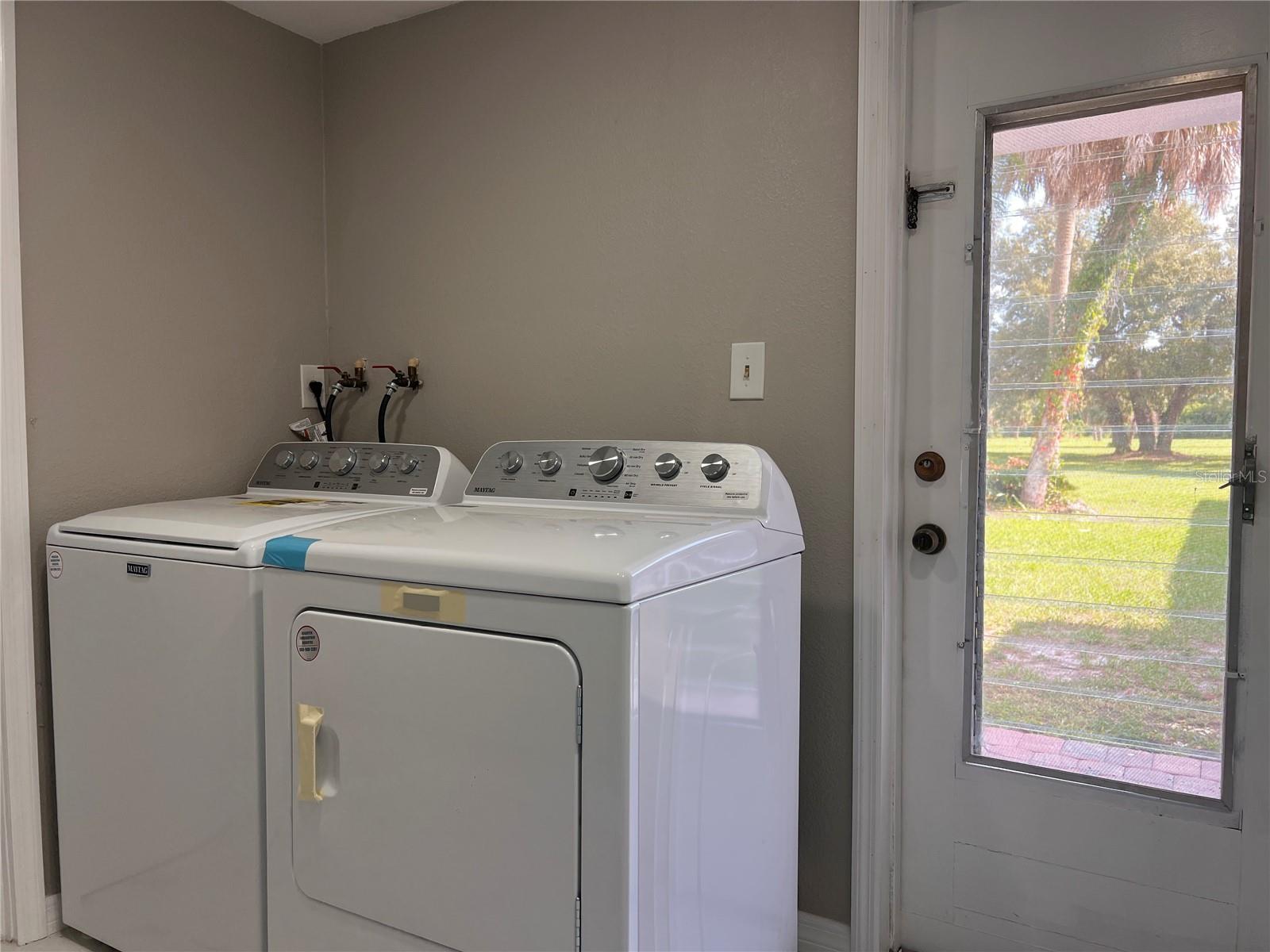 ENGLEWOOD GARDENS - Residential Lease