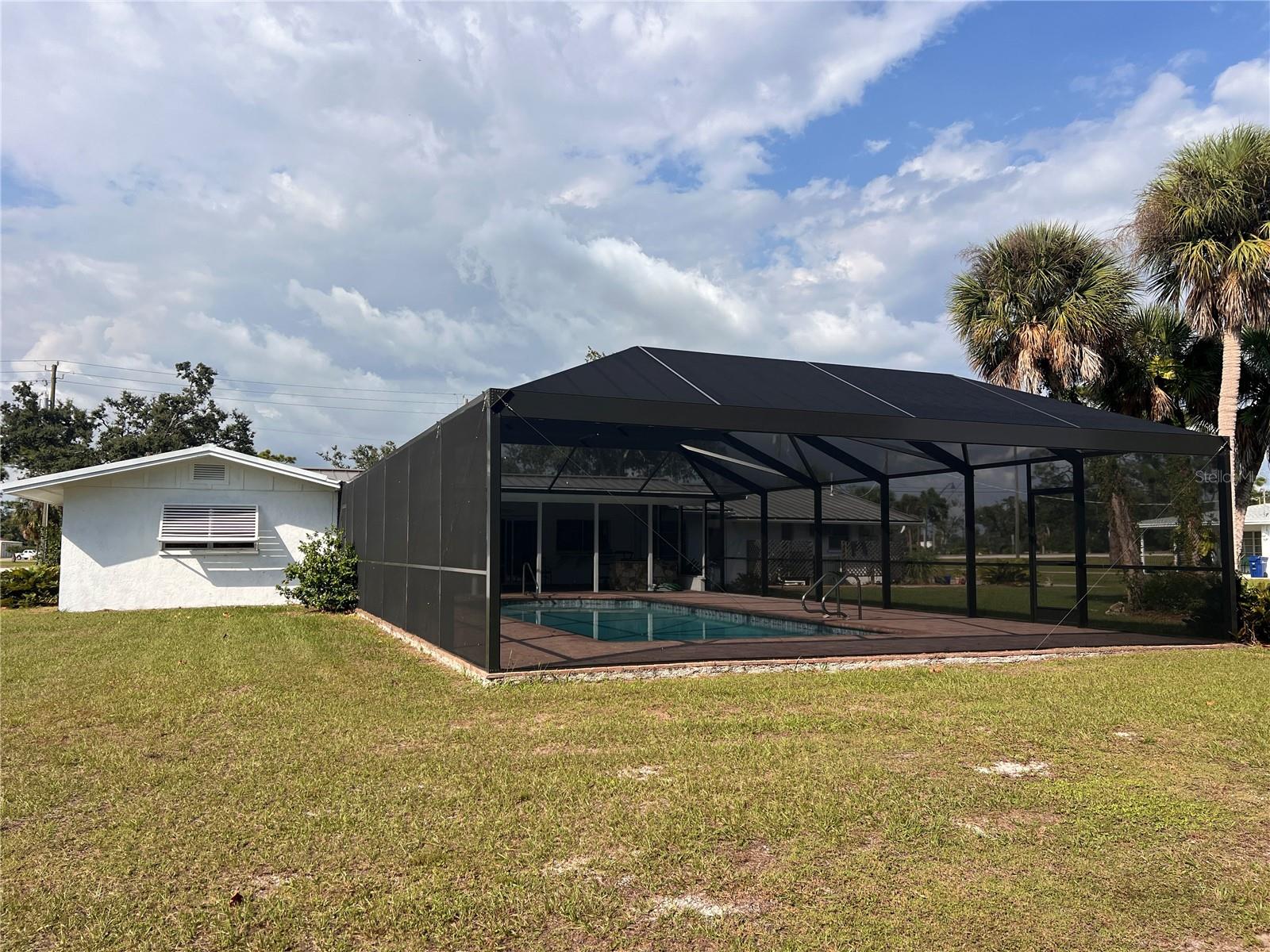 ENGLEWOOD GARDENS - Residential Lease