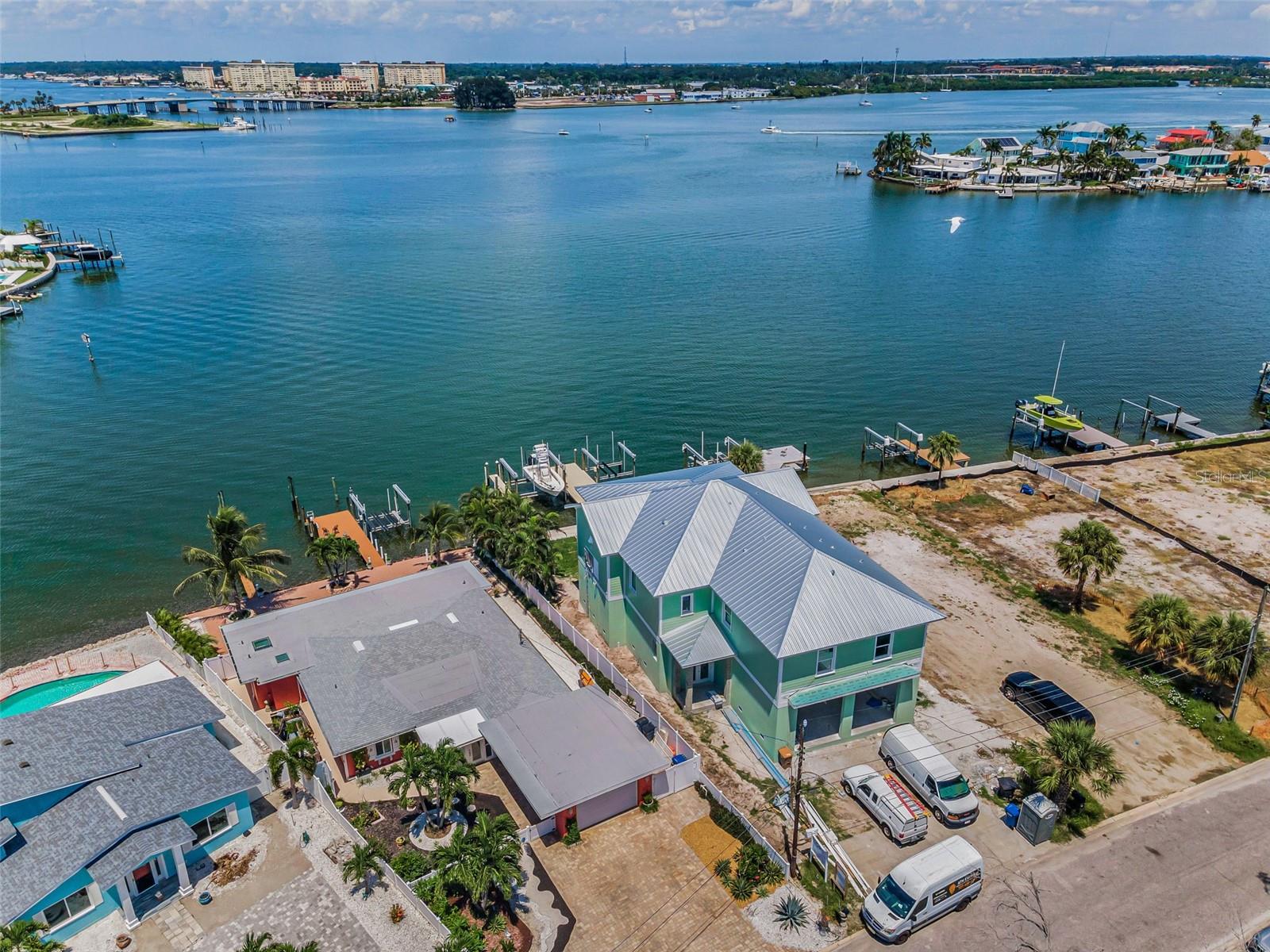 GULF SHORES 6TH ADD - Residential
