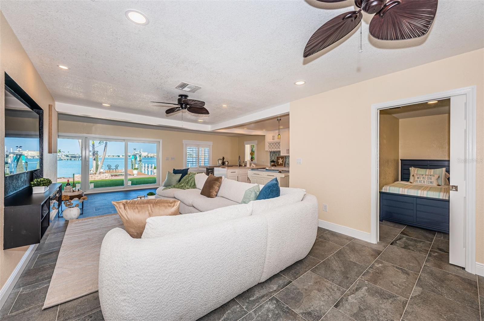 GULF SHORES 6TH ADD - Residential