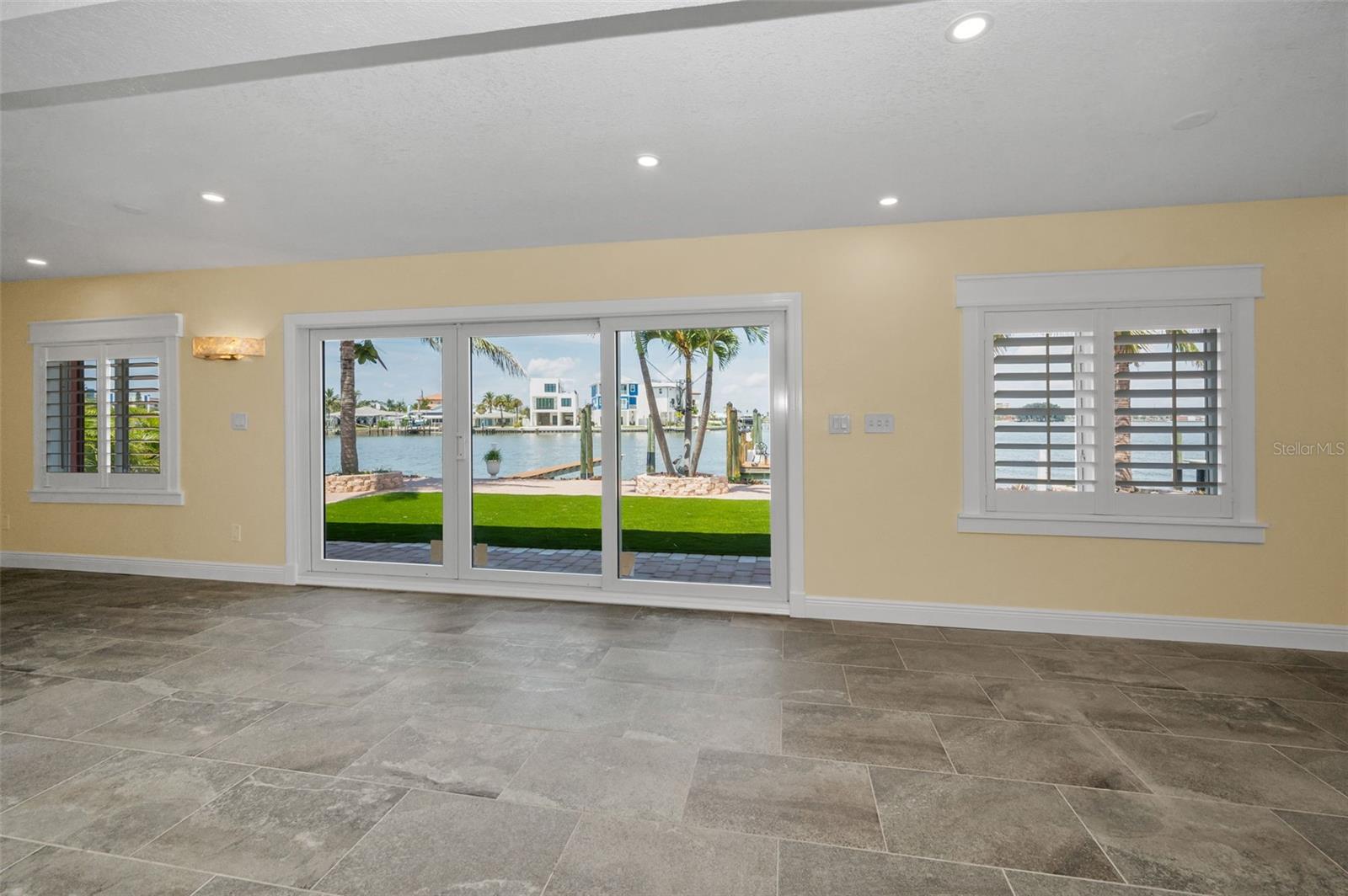 GULF SHORES 6TH ADD - Residential