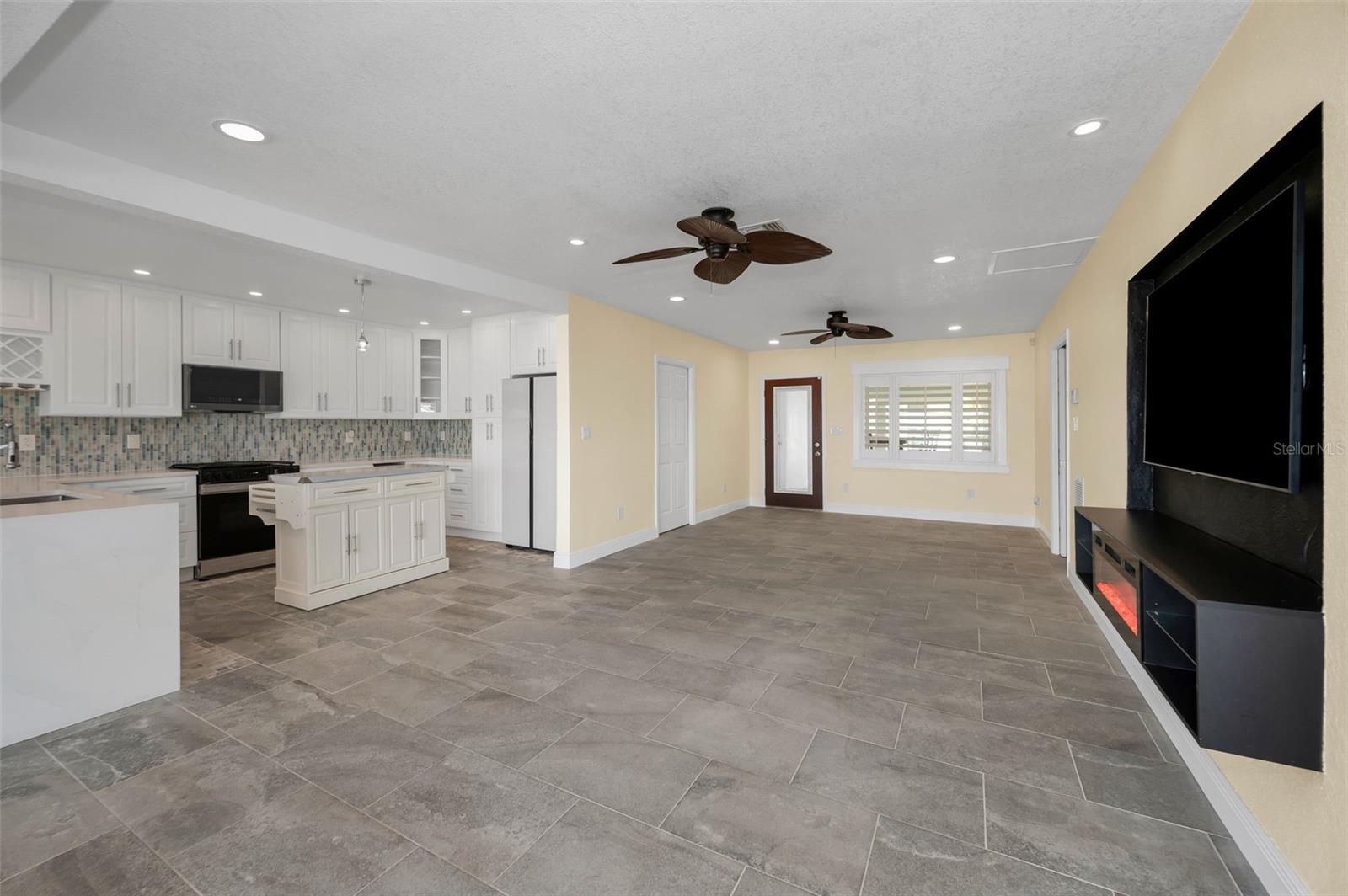 GULF SHORES 6TH ADD - Residential