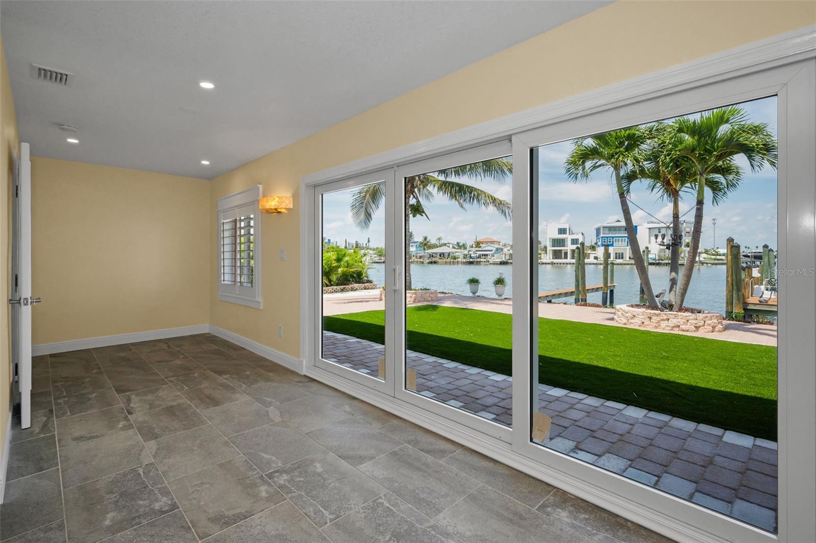 GULF SHORES 6TH ADD - Residential