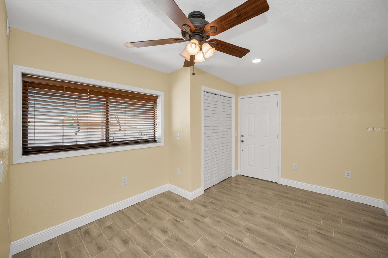 GULF SHORES 6TH ADD - Residential