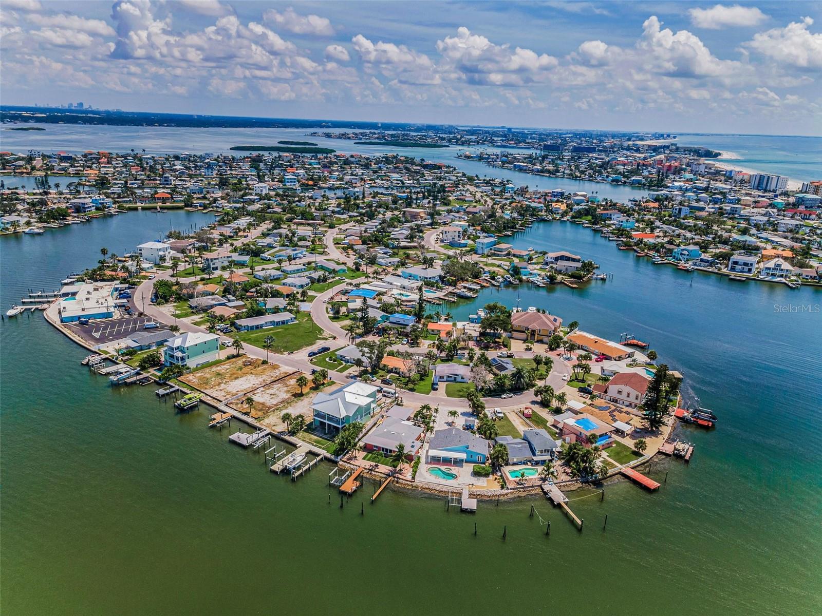 GULF SHORES 6TH ADD - Residential