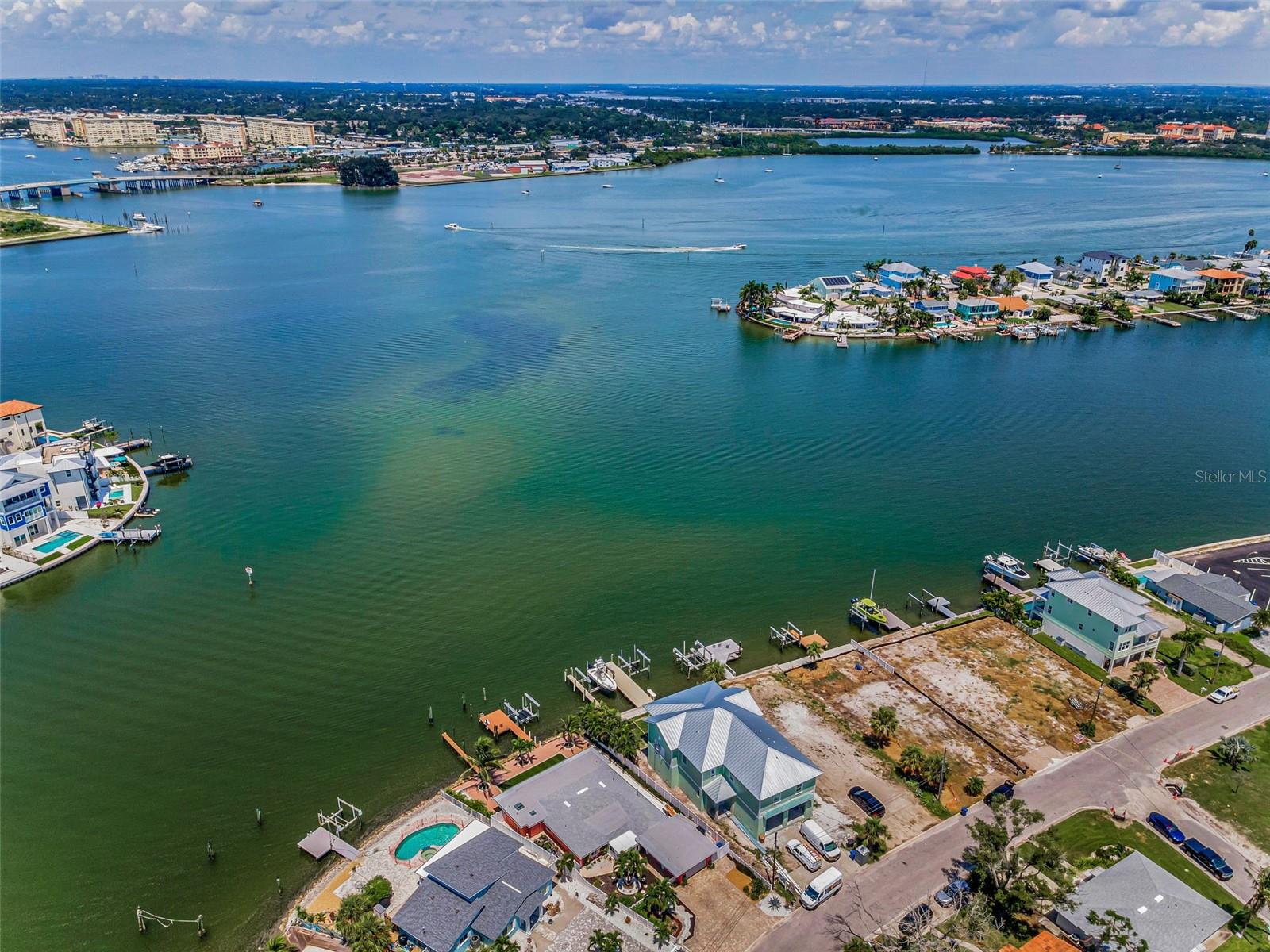 GULF SHORES 6TH ADD - Residential