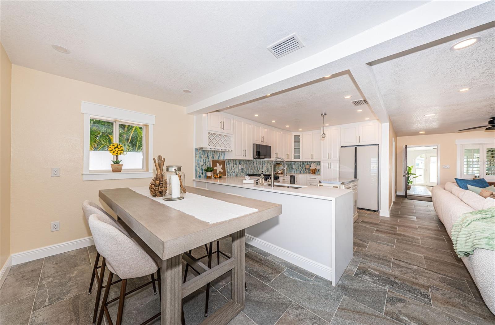 GULF SHORES 6TH ADD - Residential