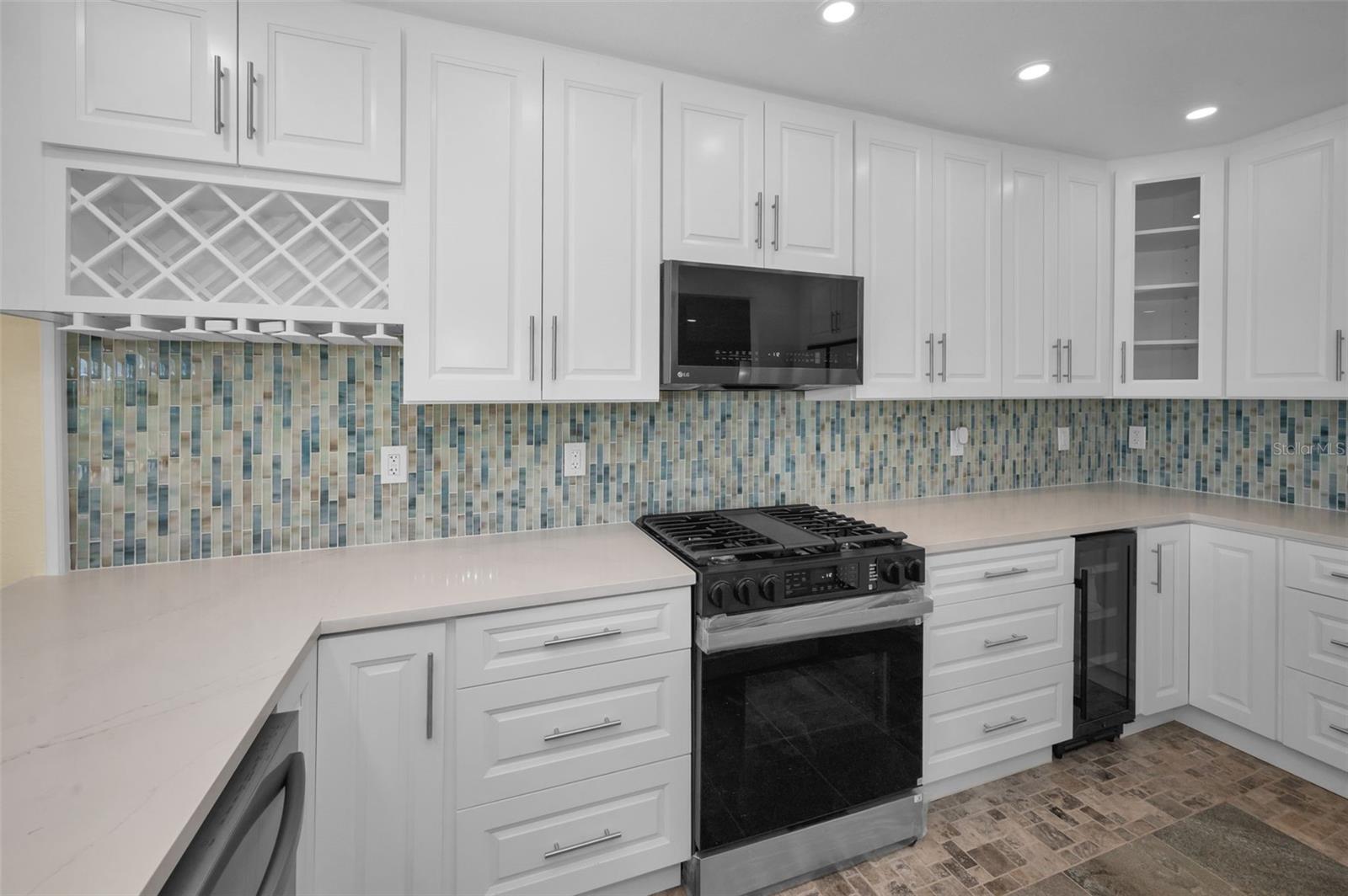GULF SHORES 6TH ADD - Residential