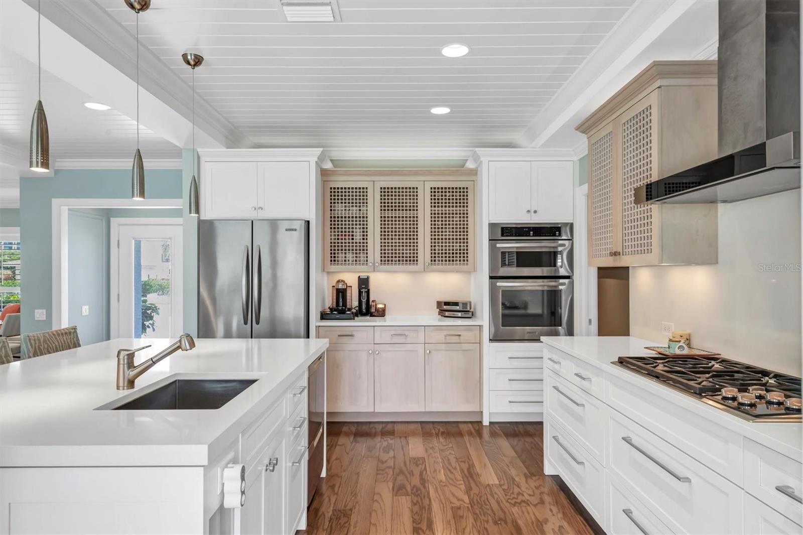 COUNTRY CLUB SHORES SEC 02 - Residential