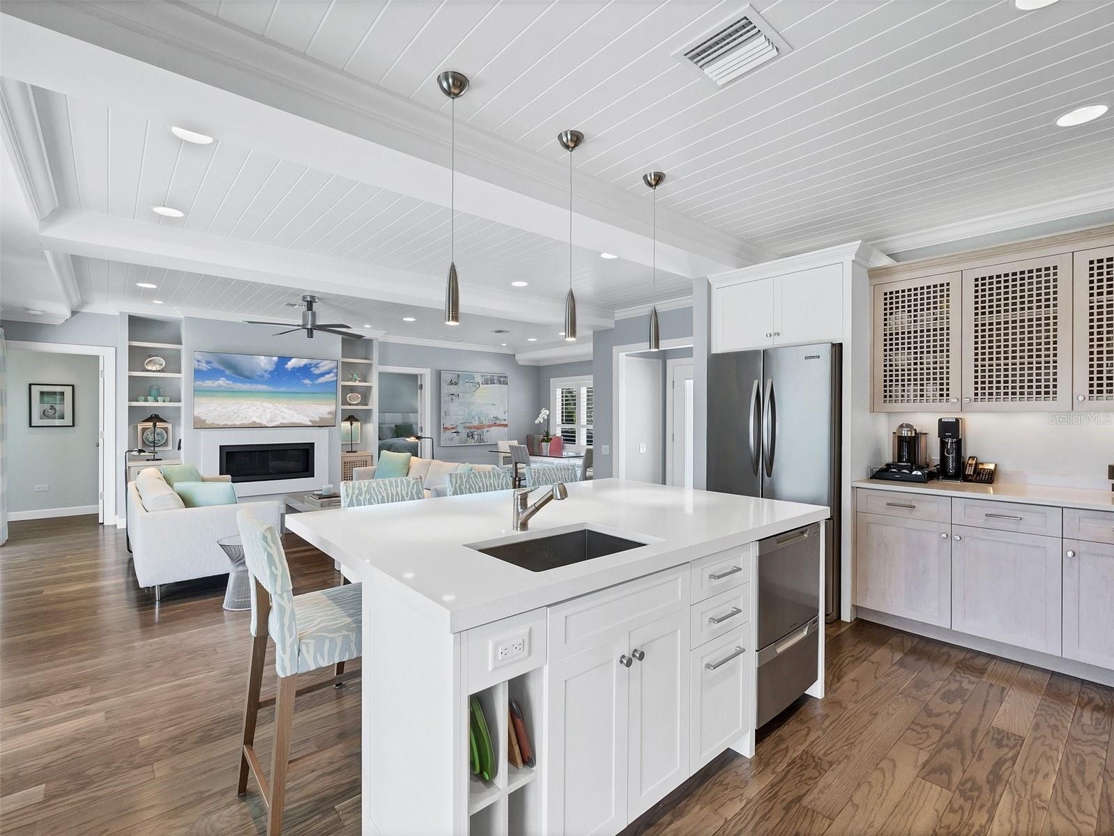 COUNTRY CLUB SHORES SEC 02 - Residential