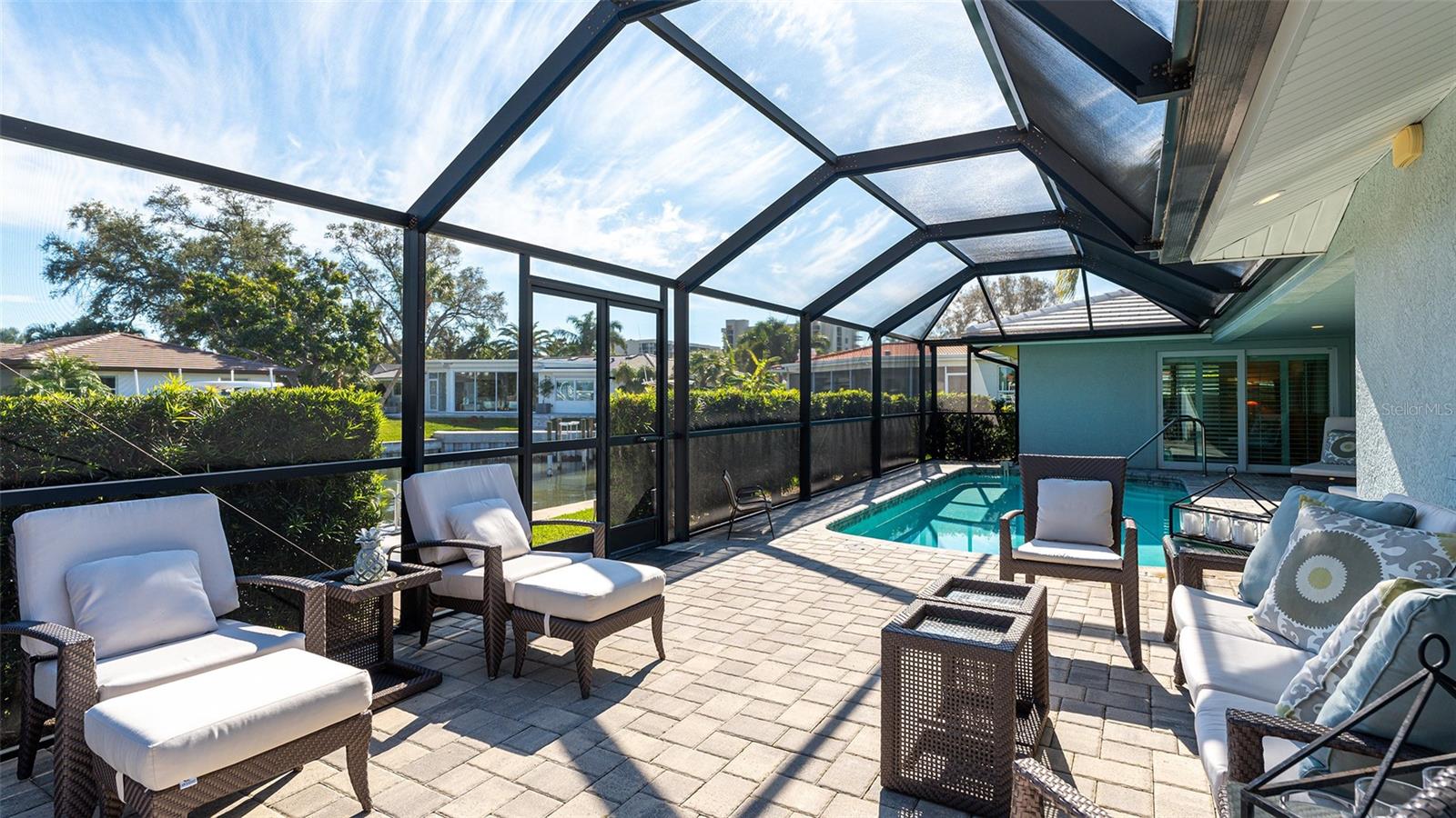 COUNTRY CLUB SHORES SEC 02 - Residential