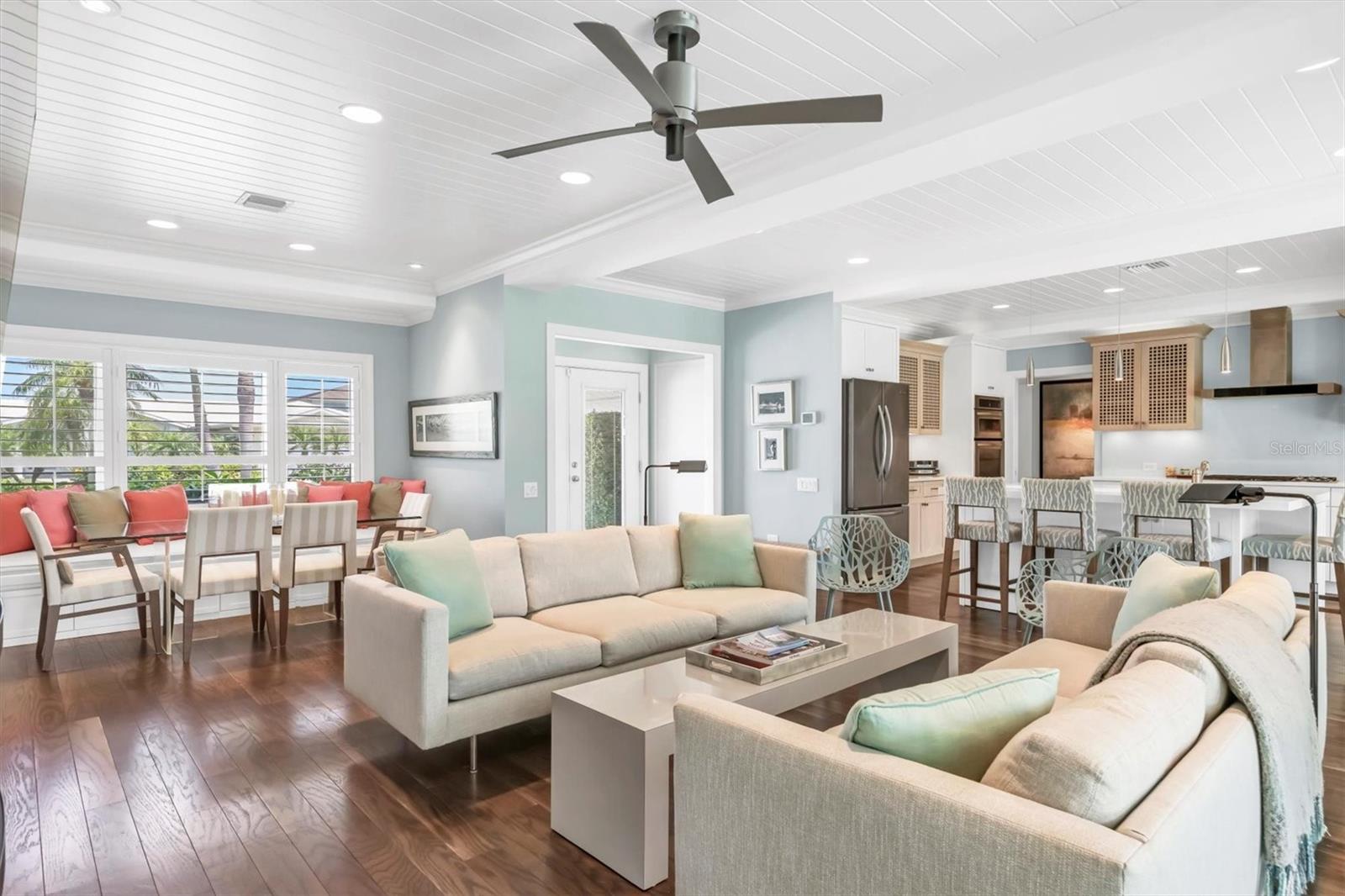 COUNTRY CLUB SHORES SEC 02 - Residential