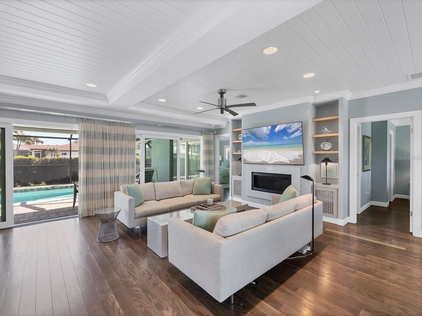 COUNTRY CLUB SHORES SEC 02 - Residential