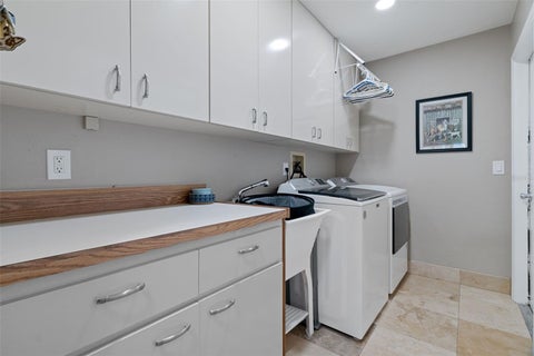 Tiny photo for 1501 E Bismark Street, Hernando, FL 34442 (MLS # OM726238)