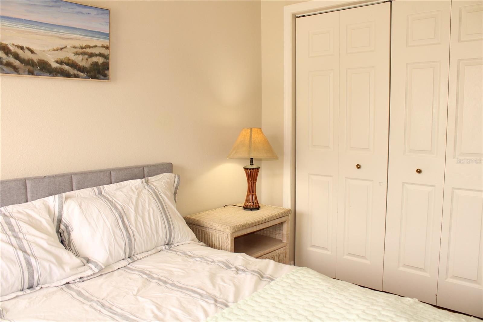 BAY ESTATES NORTH - Residential Lease