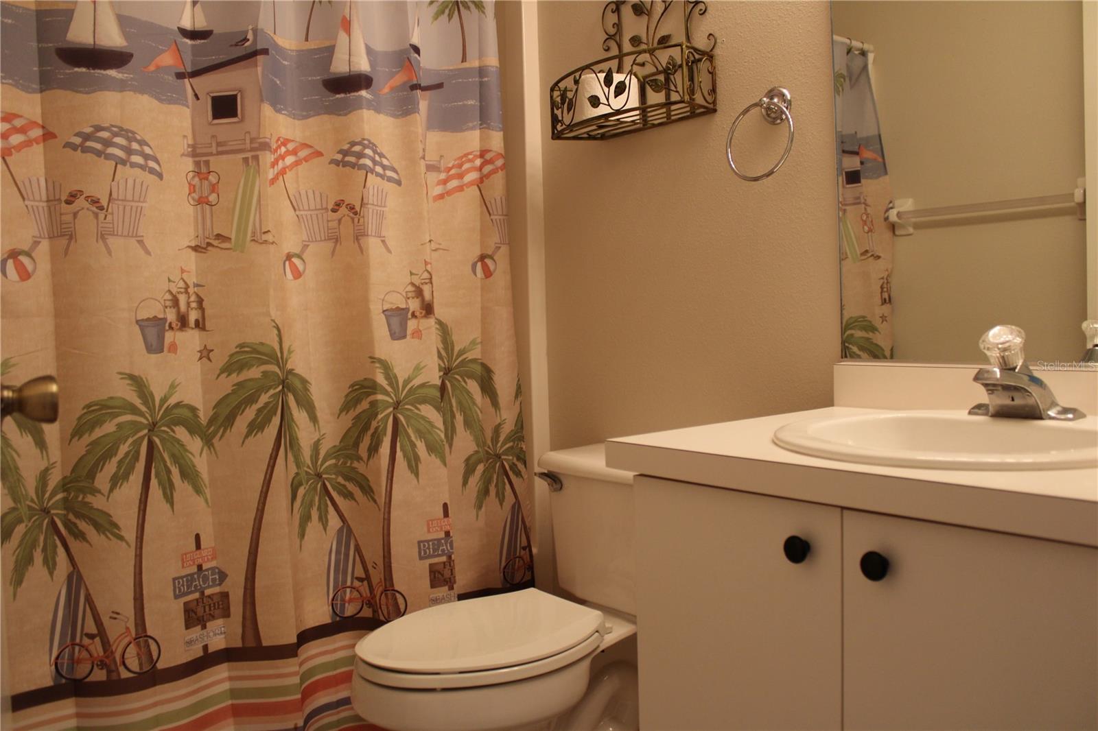 BAY ESTATES NORTH - Residential Lease