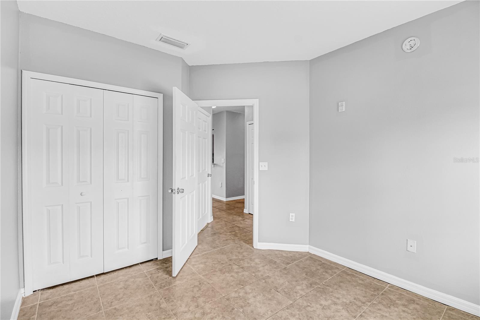 VILLAGES OF BLOOMINGDALE CONDO - Residential