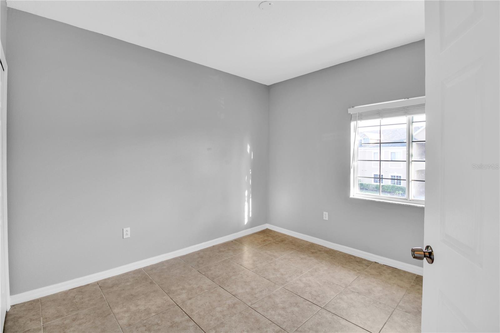 VILLAGES OF BLOOMINGDALE CONDO - Residential