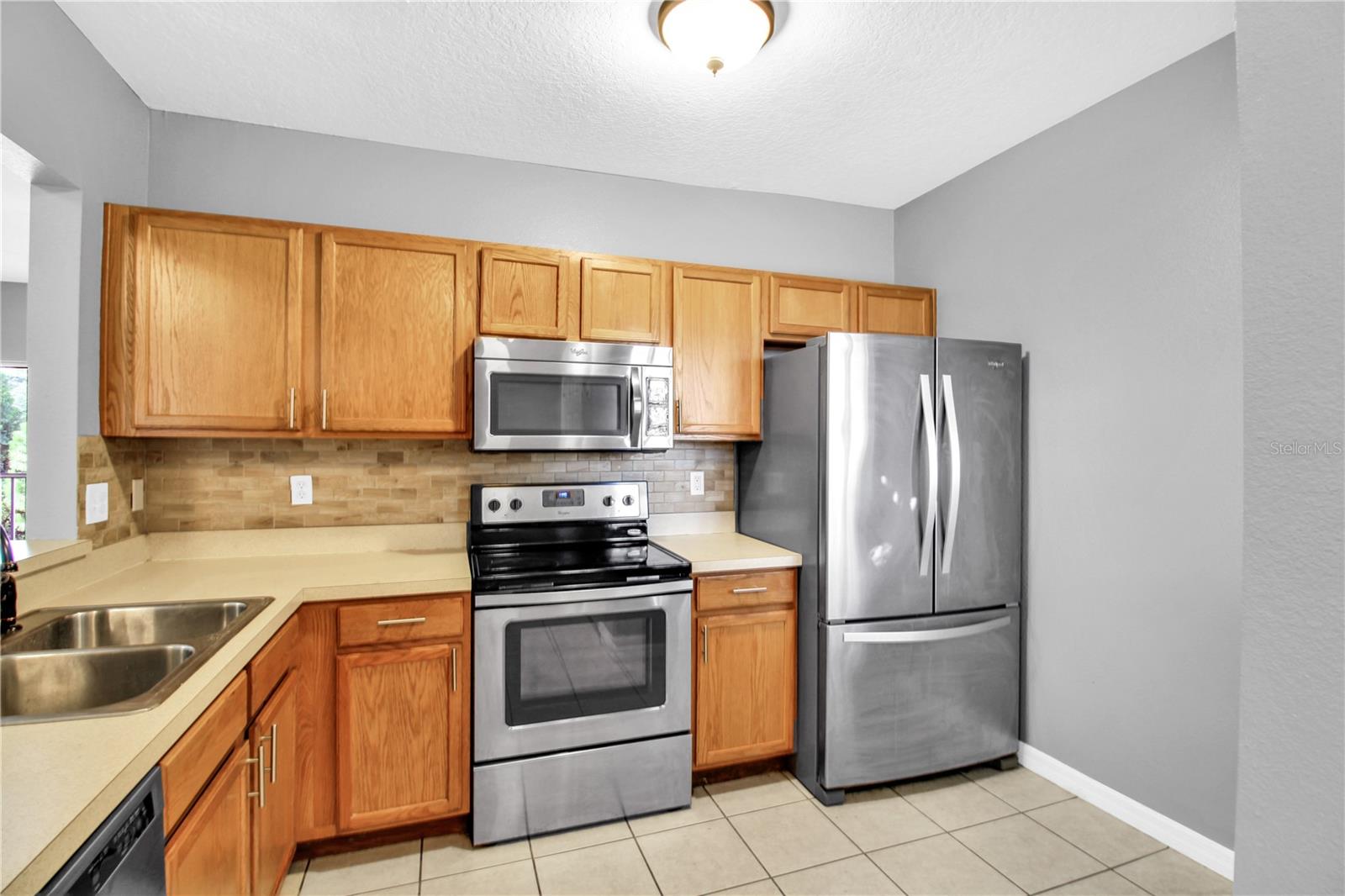 VILLAGES OF BLOOMINGDALE CONDO - Residential