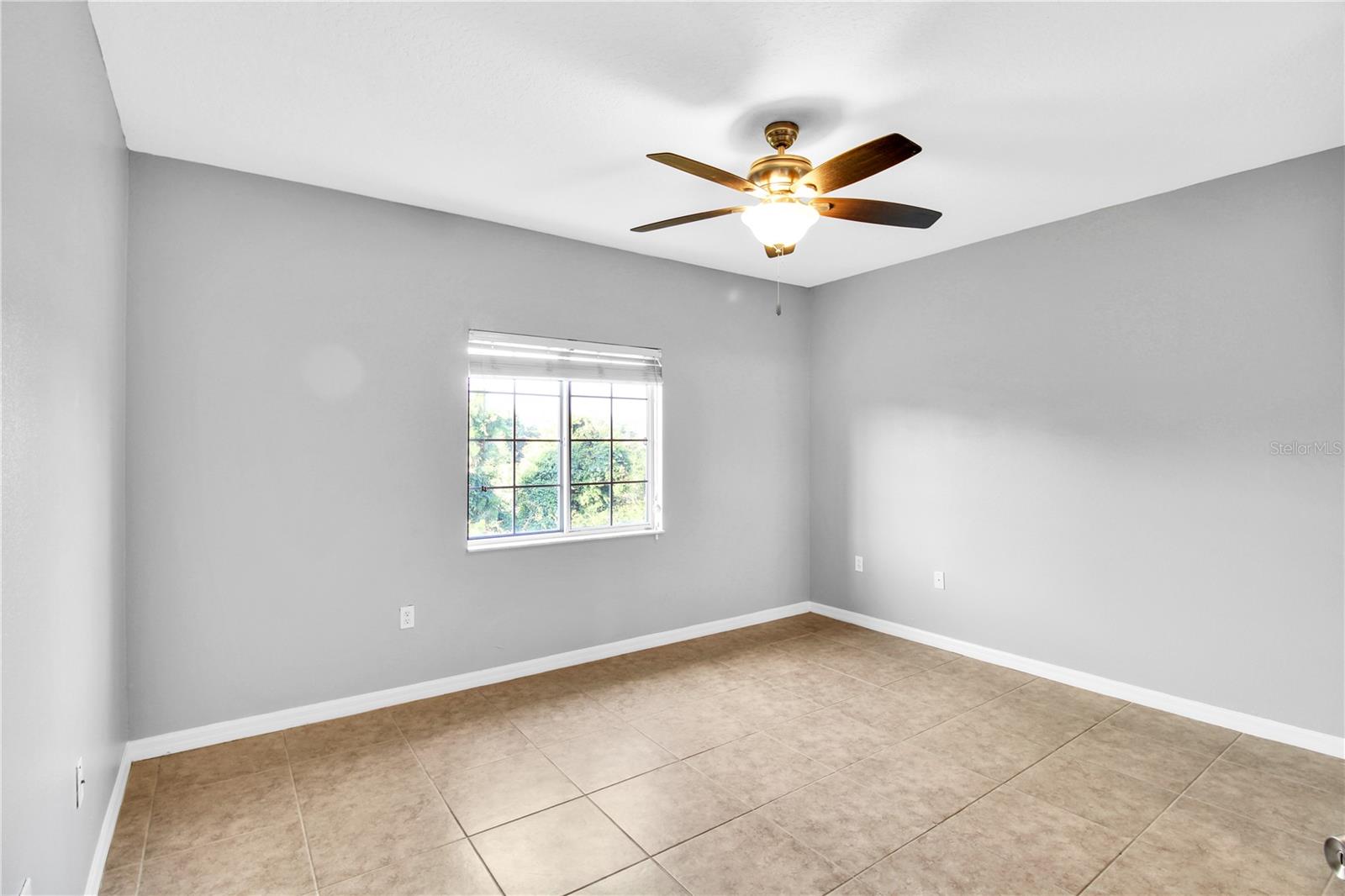 VILLAGES OF BLOOMINGDALE CONDO - Residential