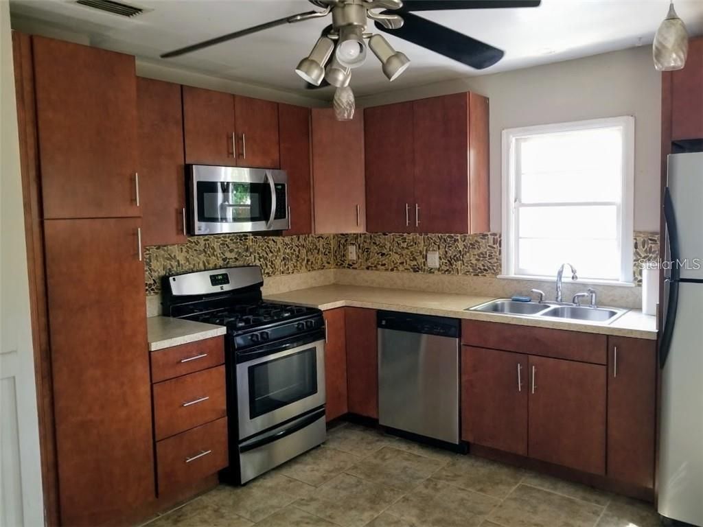 Photo of 2611 4th Avenue N, St Petersburg, FL 33713 (MLS # TB8473645)