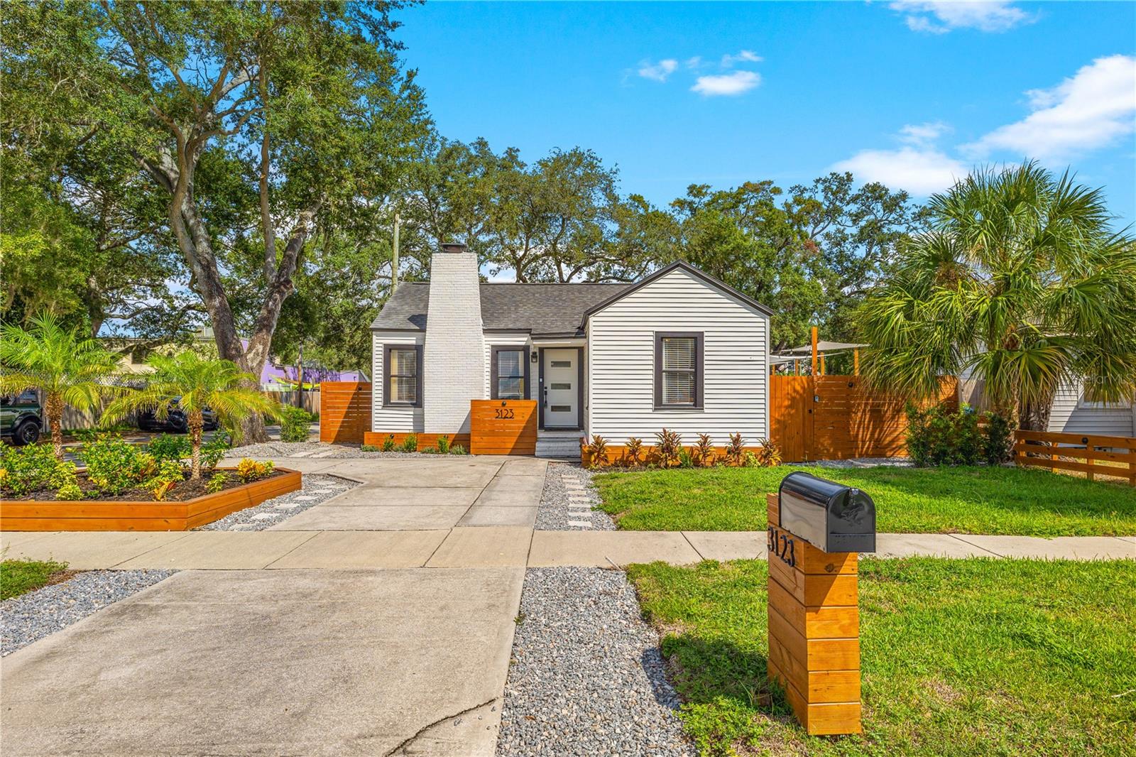 3123 W MARLIN AVENUE