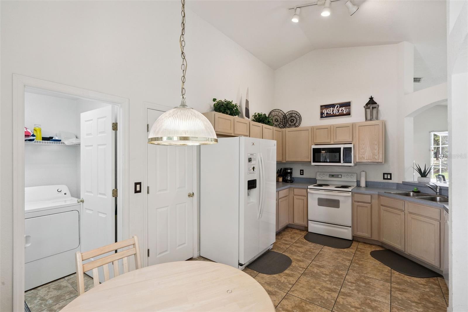 HIGHLANDS RESERVE PH 02 & 04 - Residential