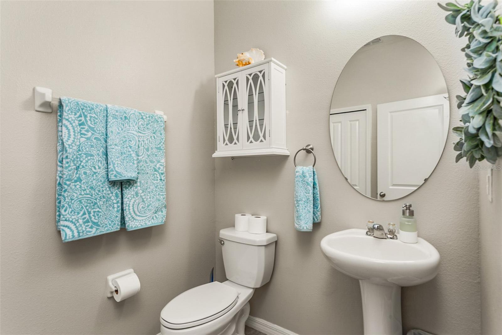 RIVERVIEW LAKES - Residential